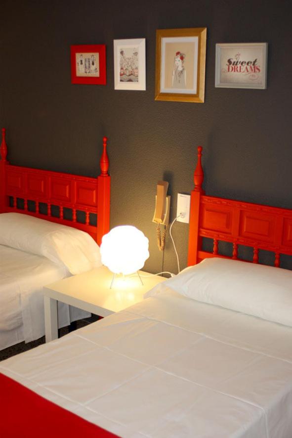 Double or Twin Room - Photo 1