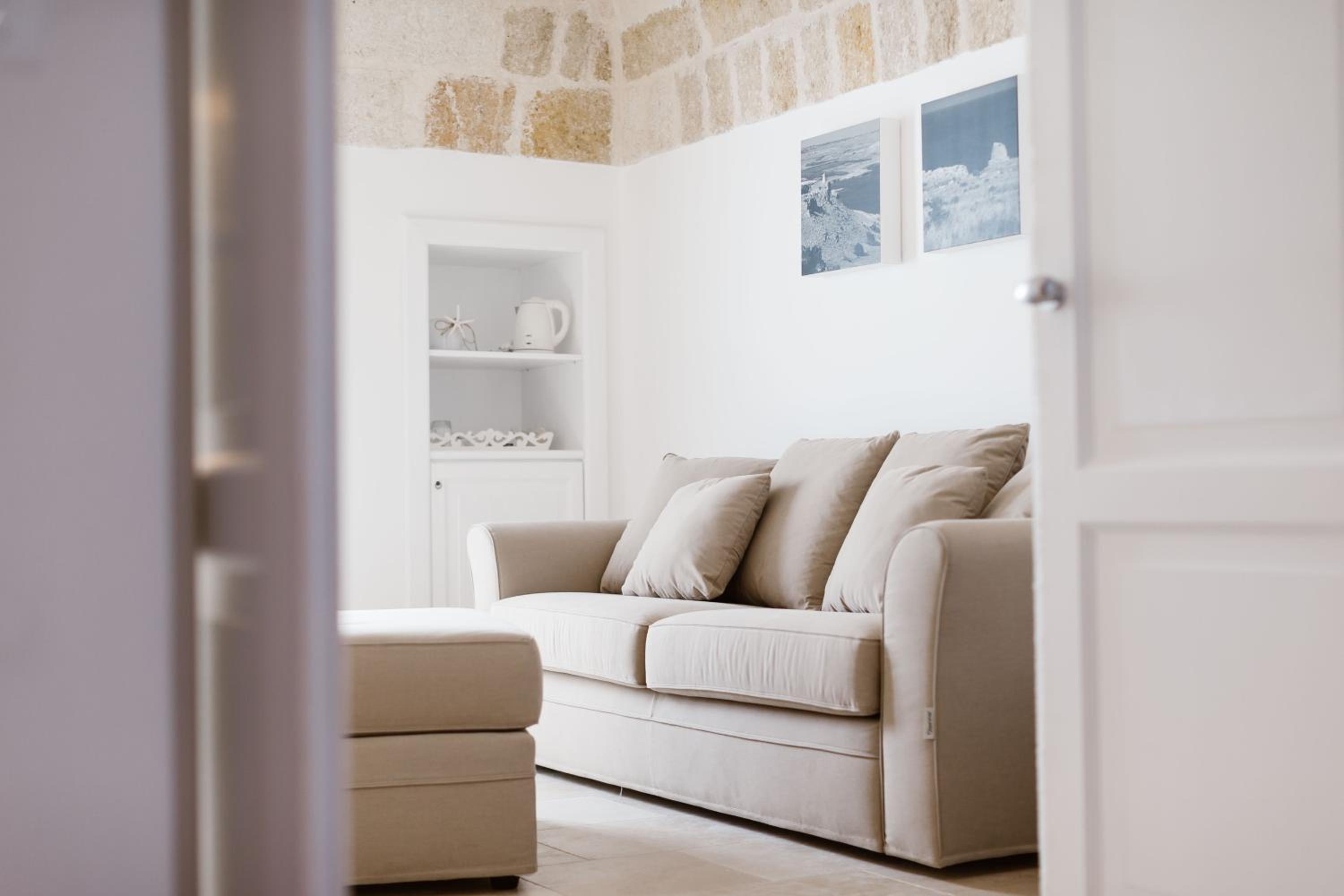 Suite - Photo 4