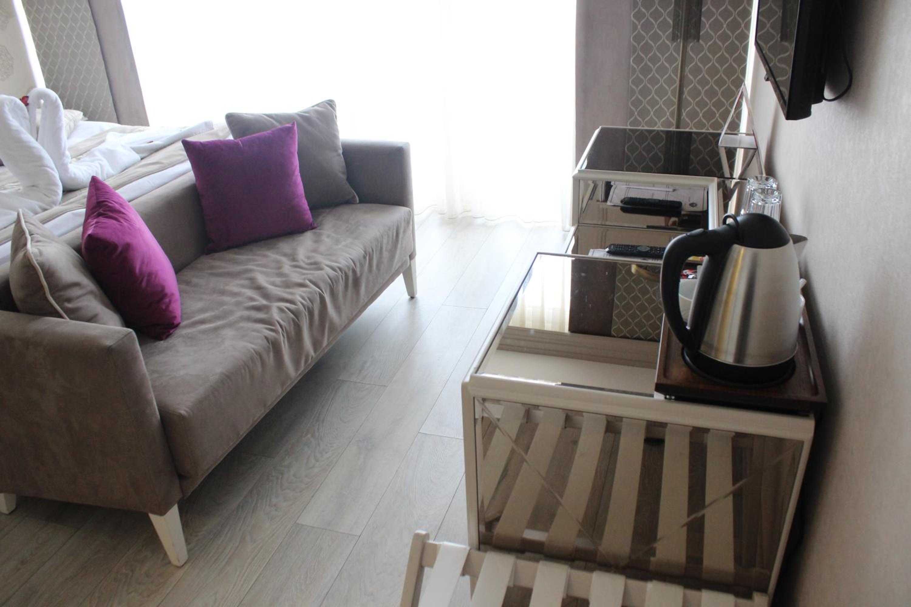 Junior Suite with Sea View photo 1