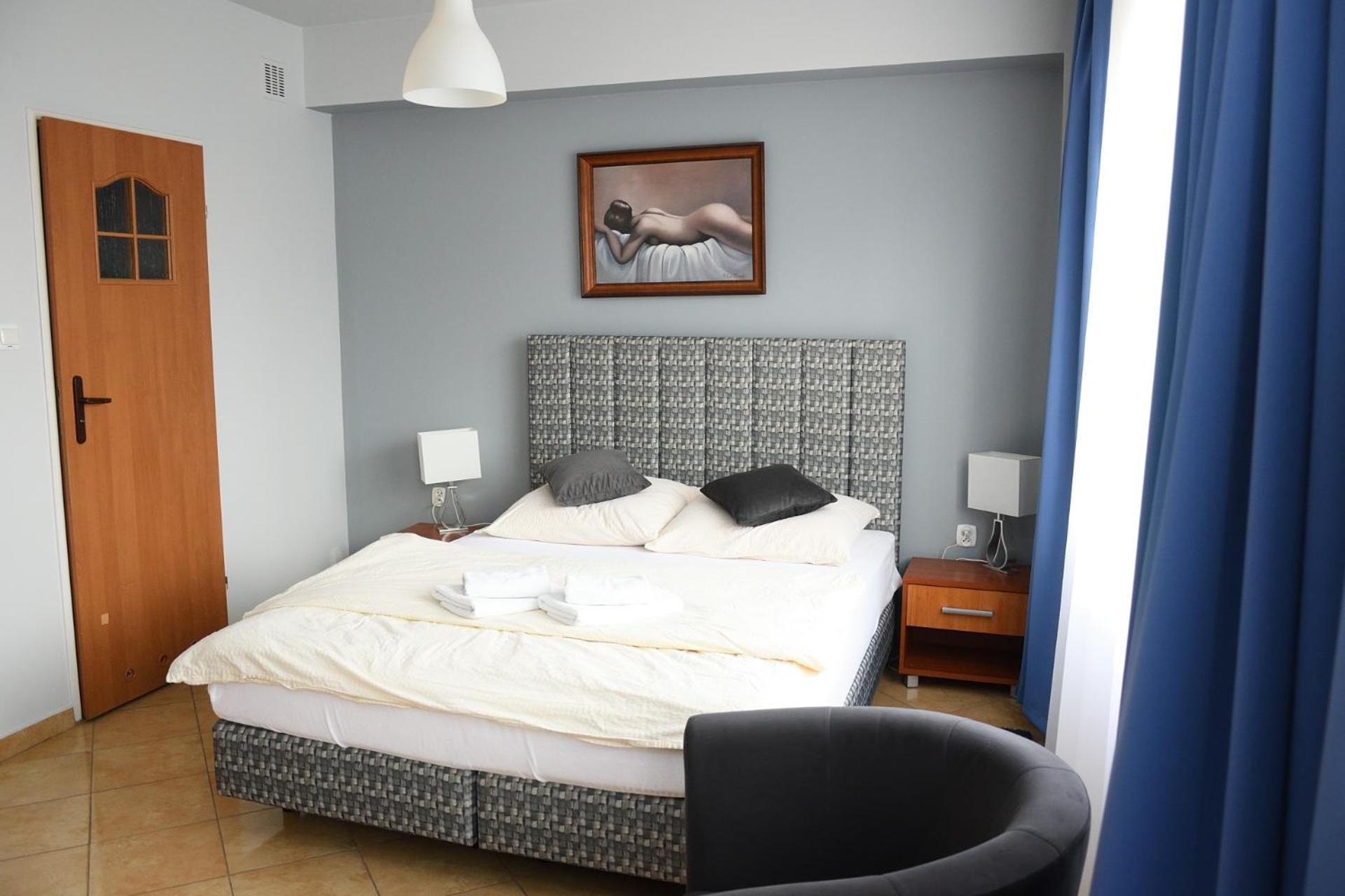 Suite (2 Adults) - Photo 16