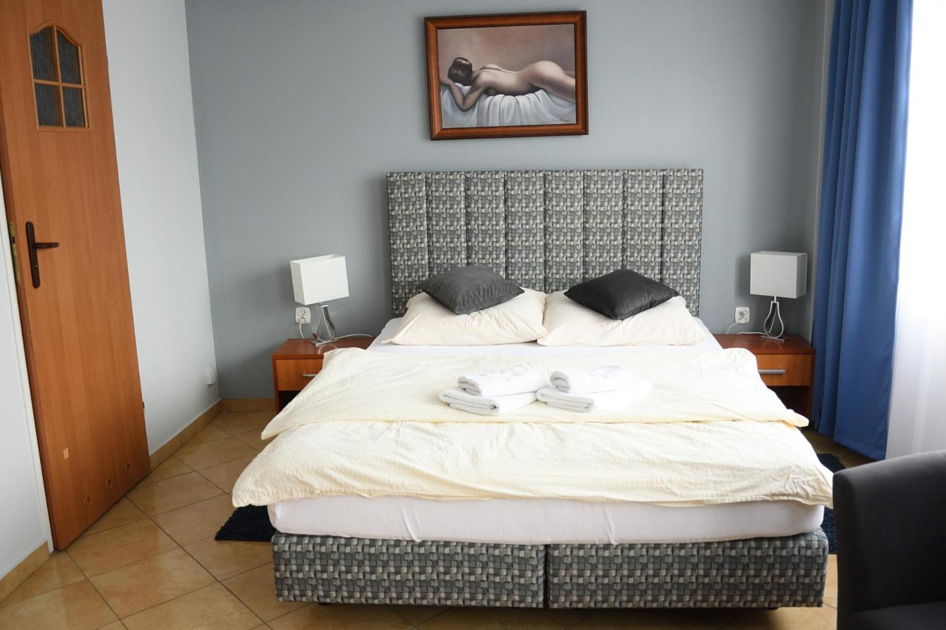 Suite (2 Adults) - Photo 12