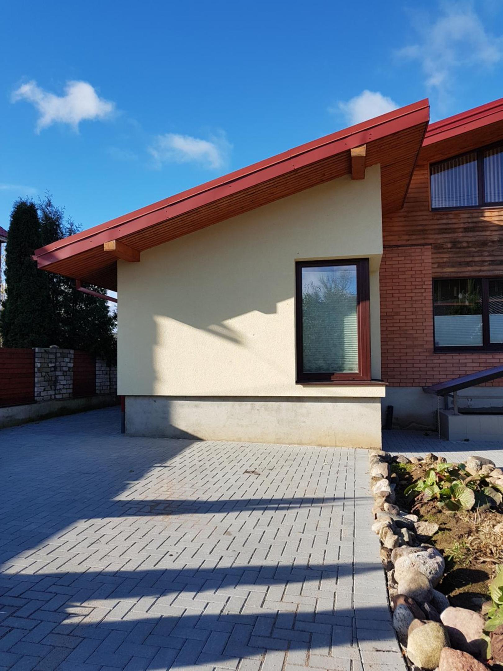 Studio Apartment - Photo 14