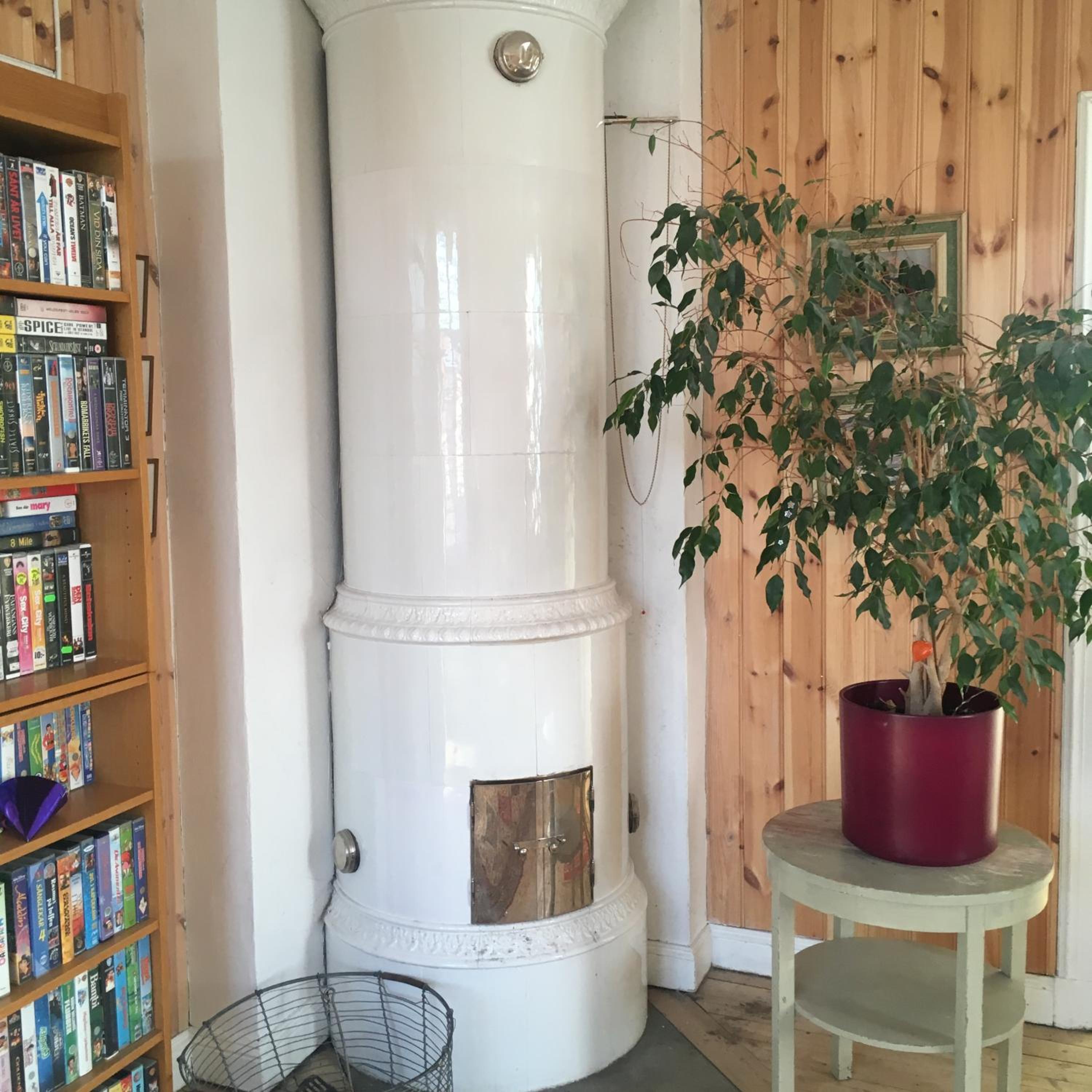 Family Room - Photo 12