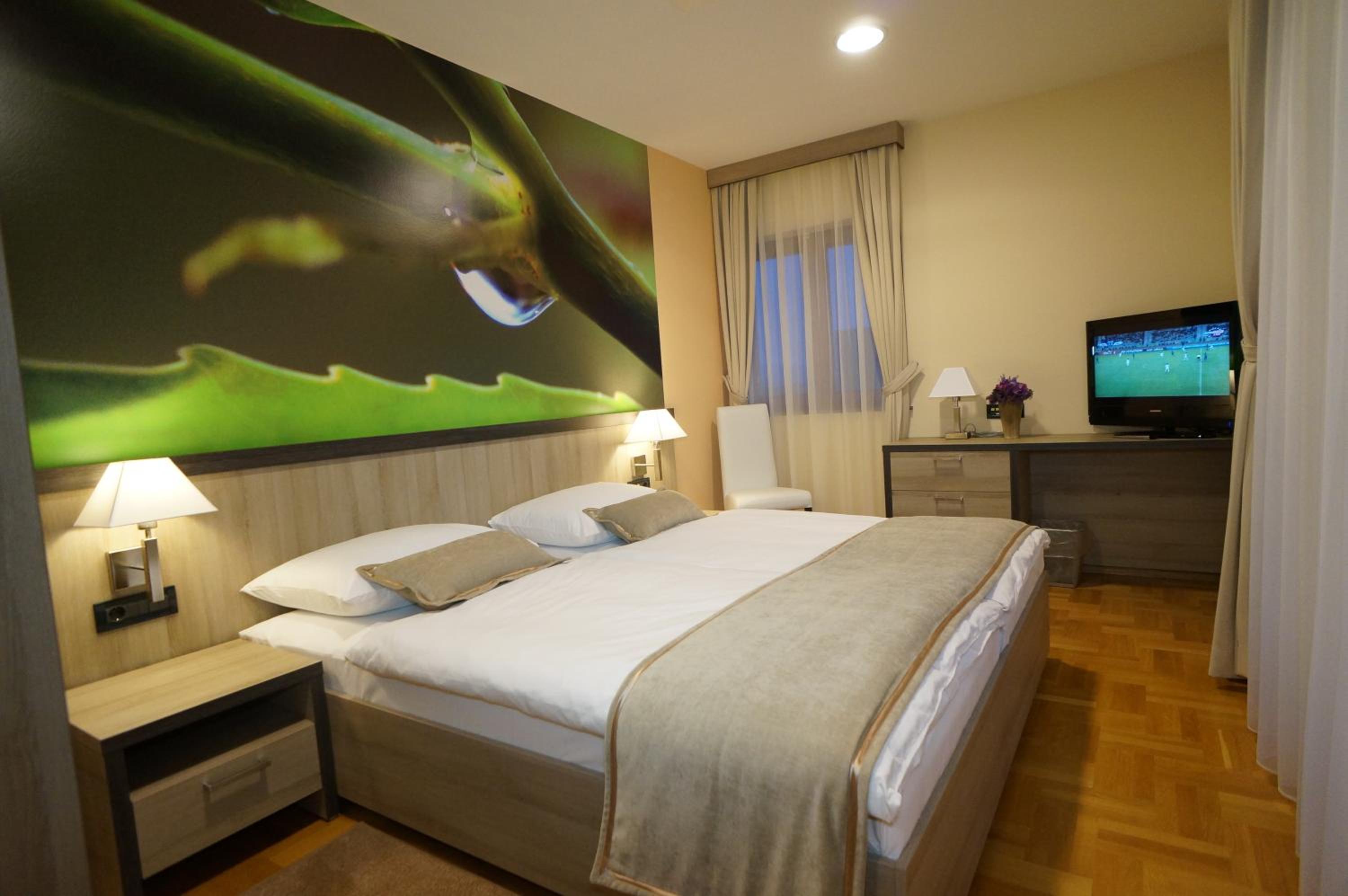 Two-Bedroom Suite photo 1