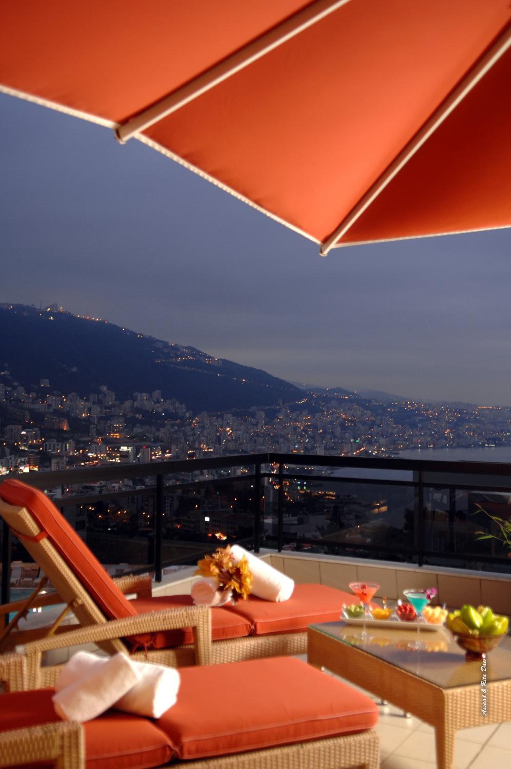 Balcony & Terrace