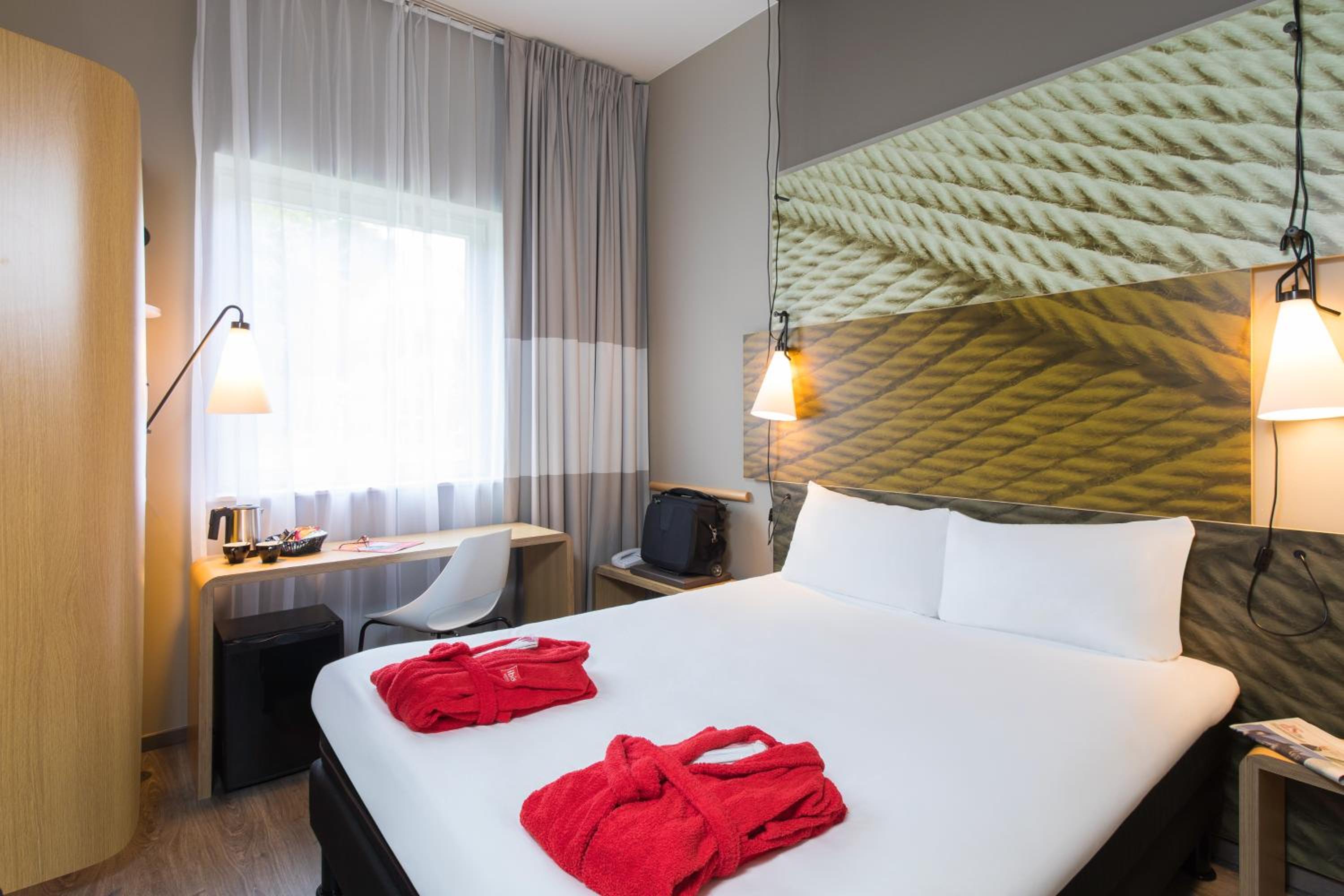 Superior Room with One Double Bed or Two Single Beds photo 1