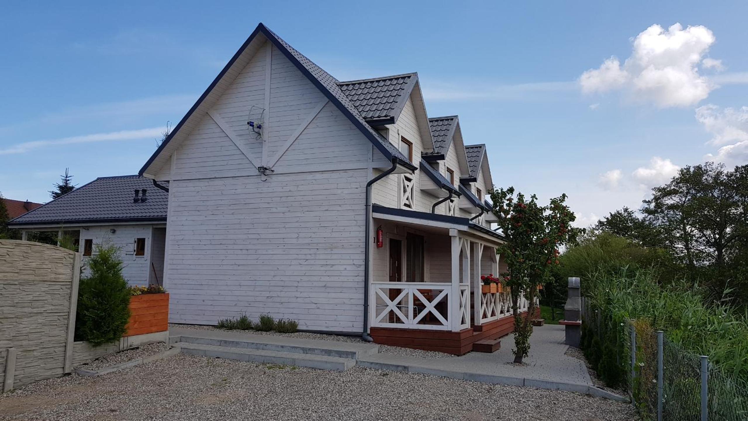 Two-Bedroom House - Photo 26