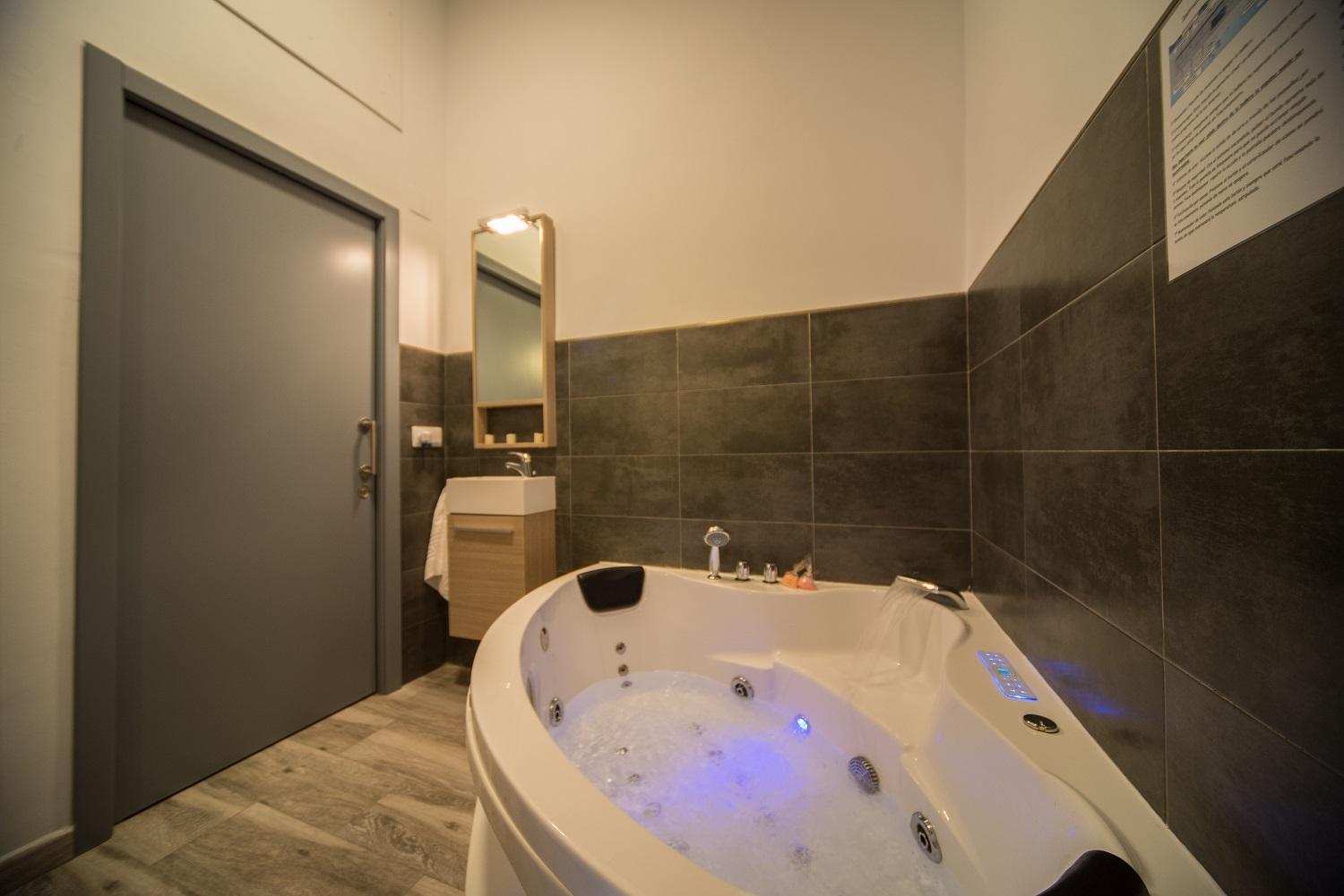 Deluxe Double Room with Bath N.2 photo 2