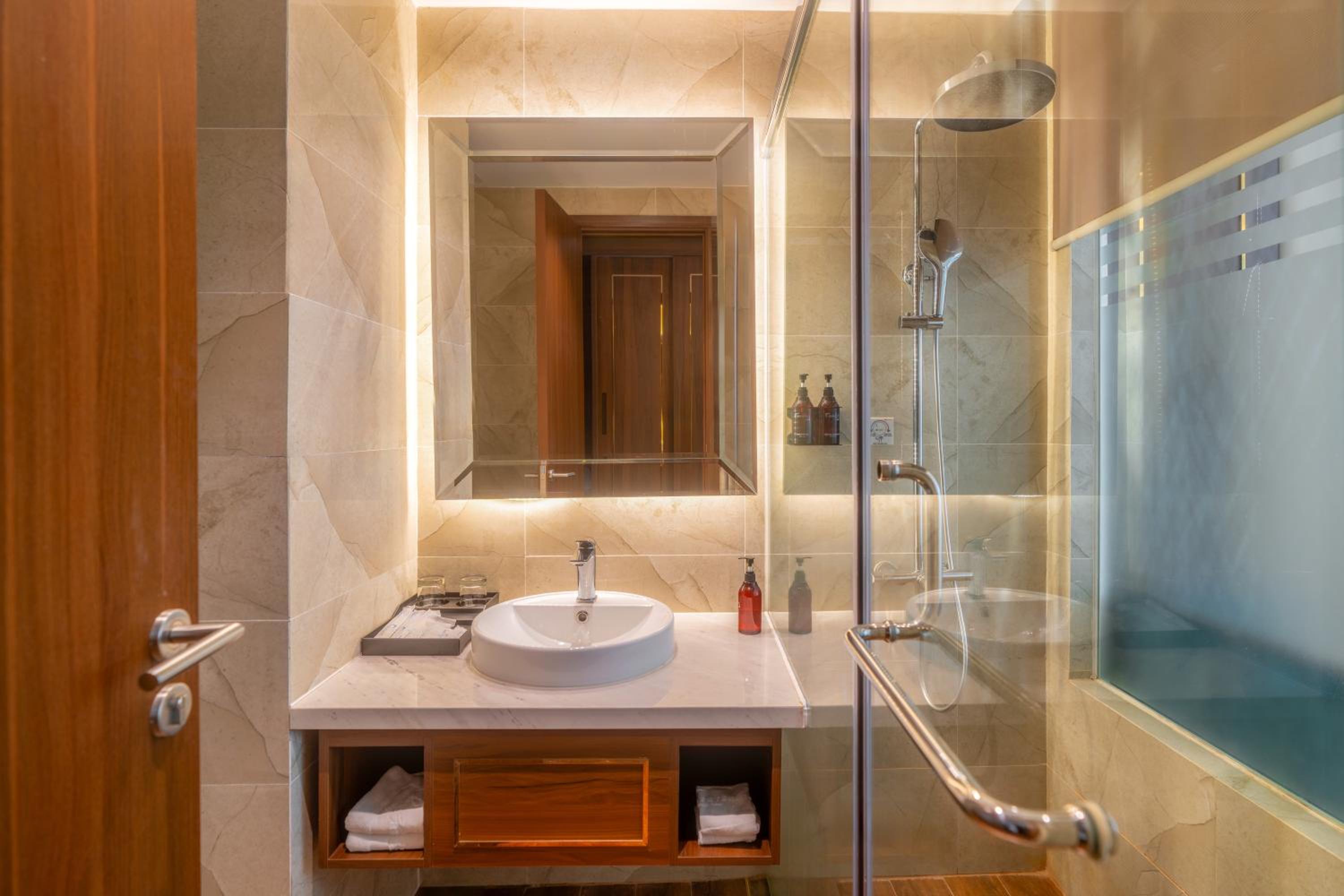 Superior Twin Room with Garden View photo 1