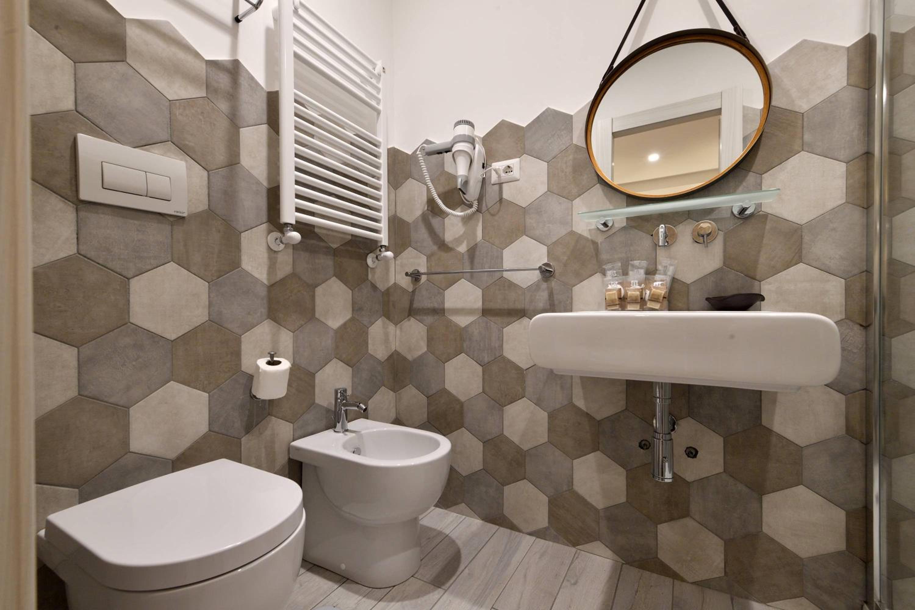 Superior Triple Room photo 2