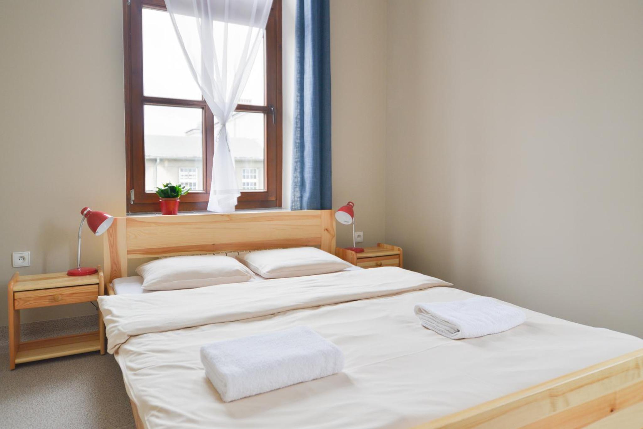 One-Bedroom Apartment - Photo 4