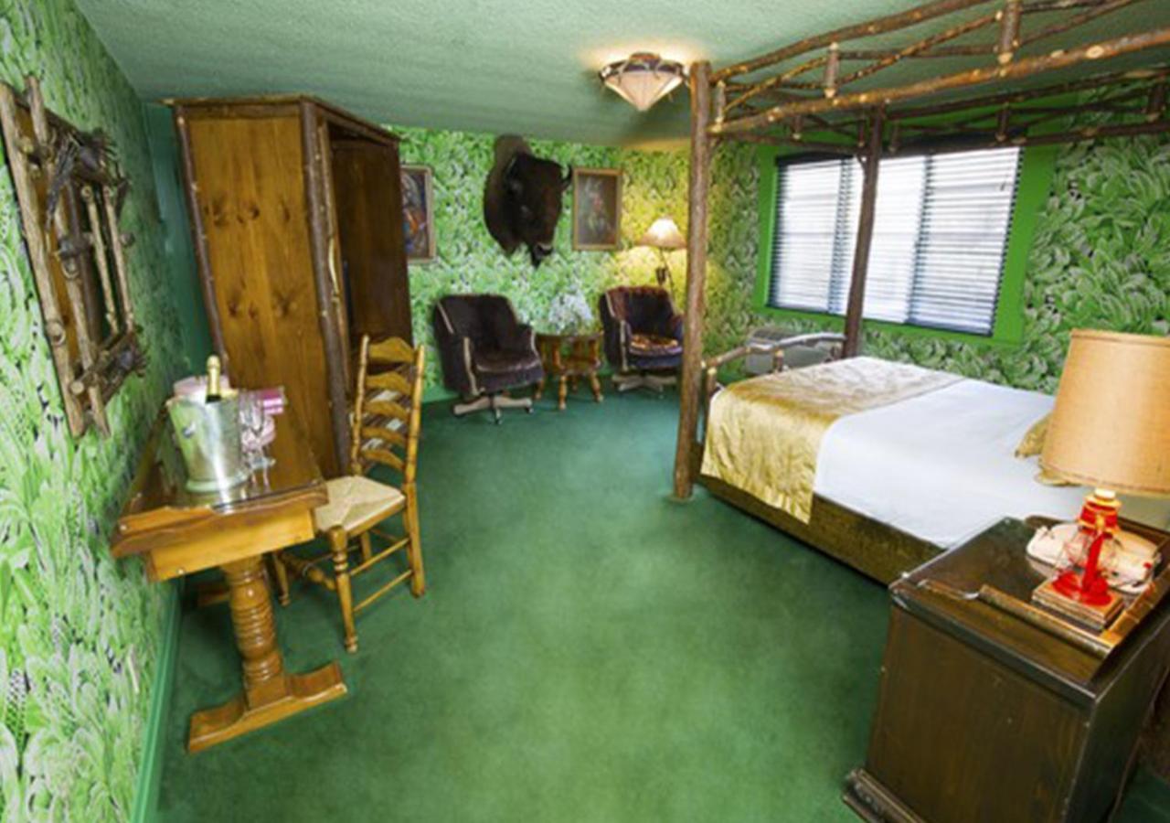 Buffalo Room