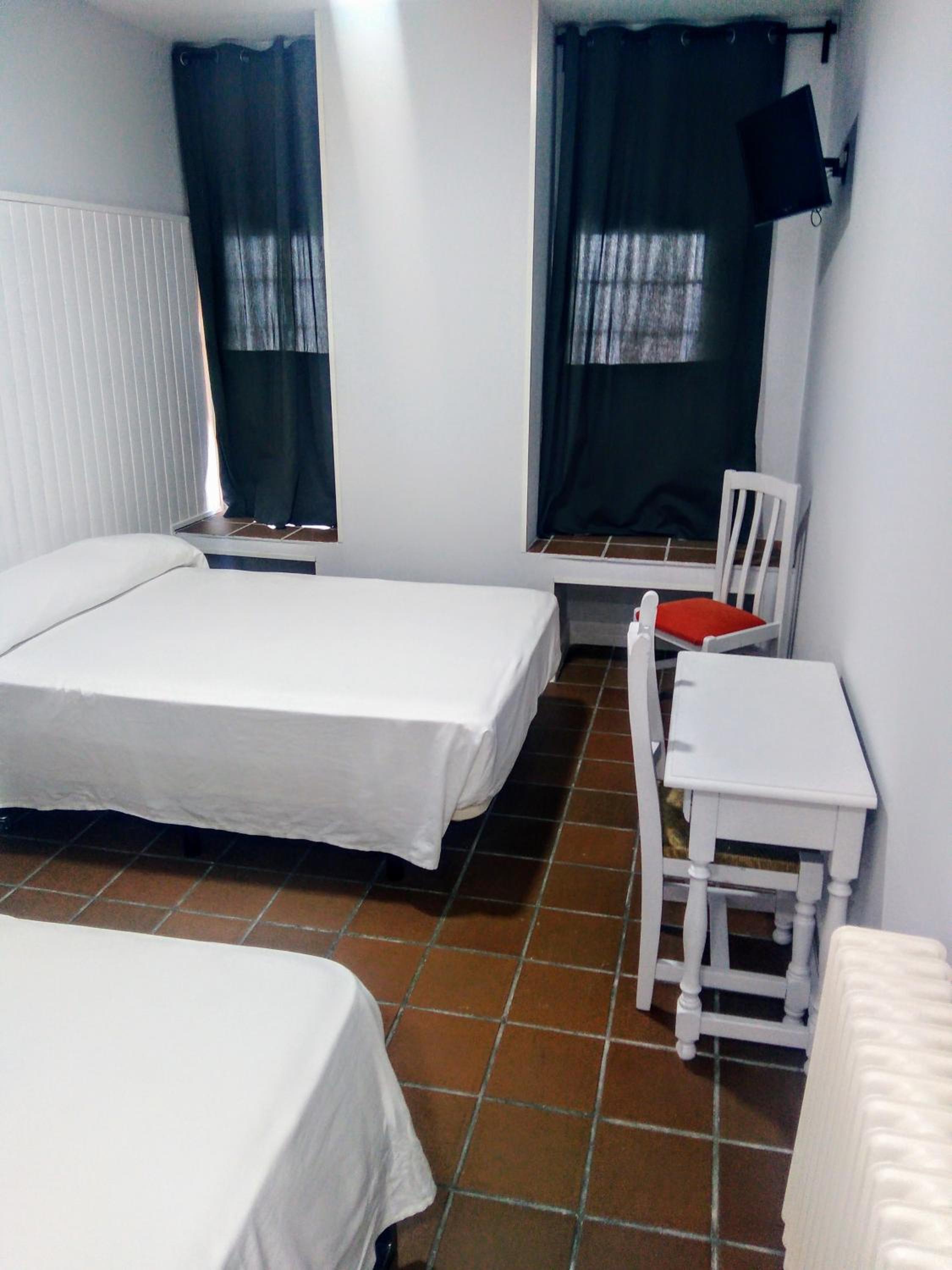 Double or Twin Room photo 2