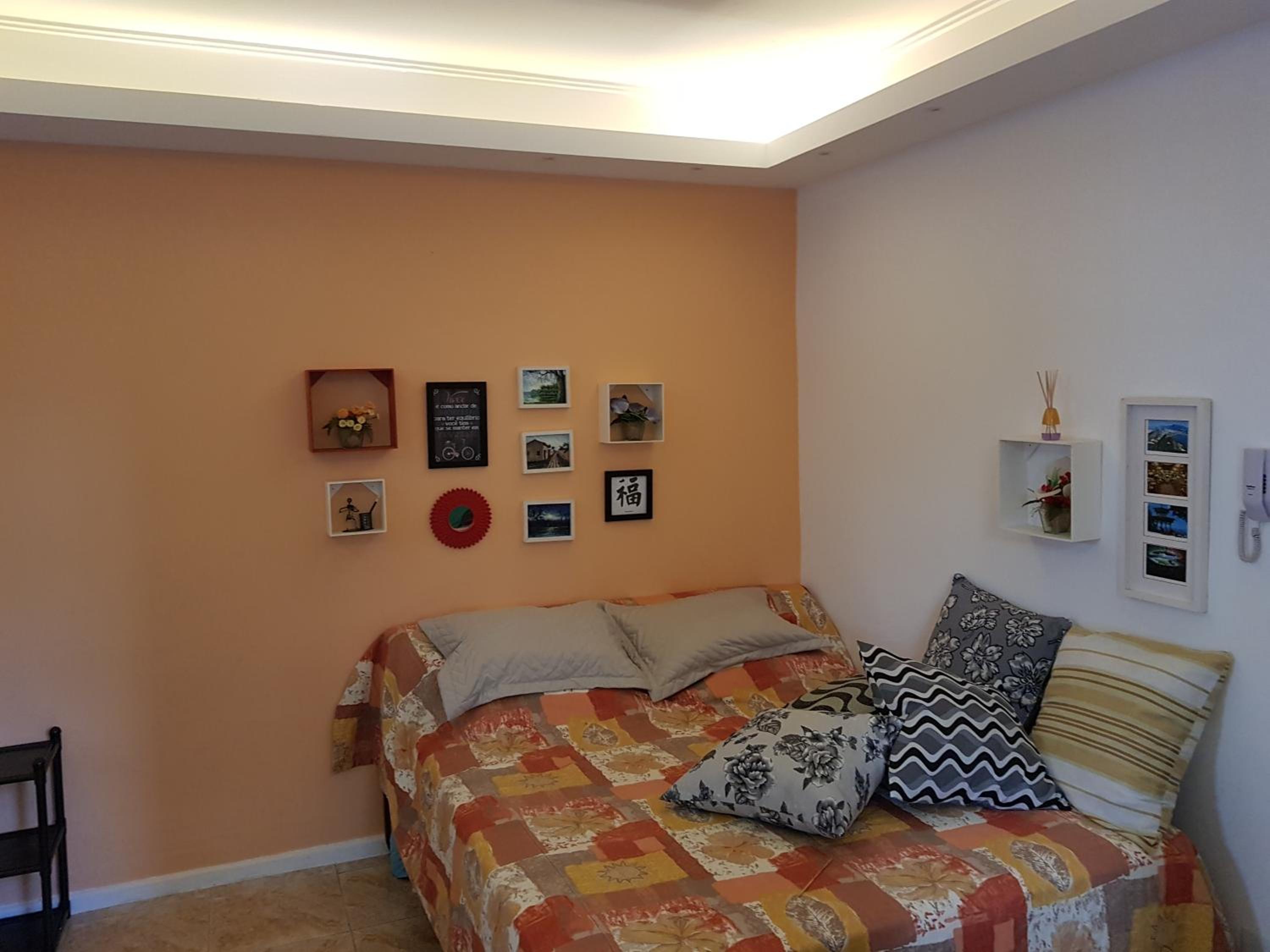 Studio Apartment - Photo 3