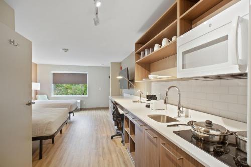 Studio with 2 Double Beds - Non-Smoking - Photo 10