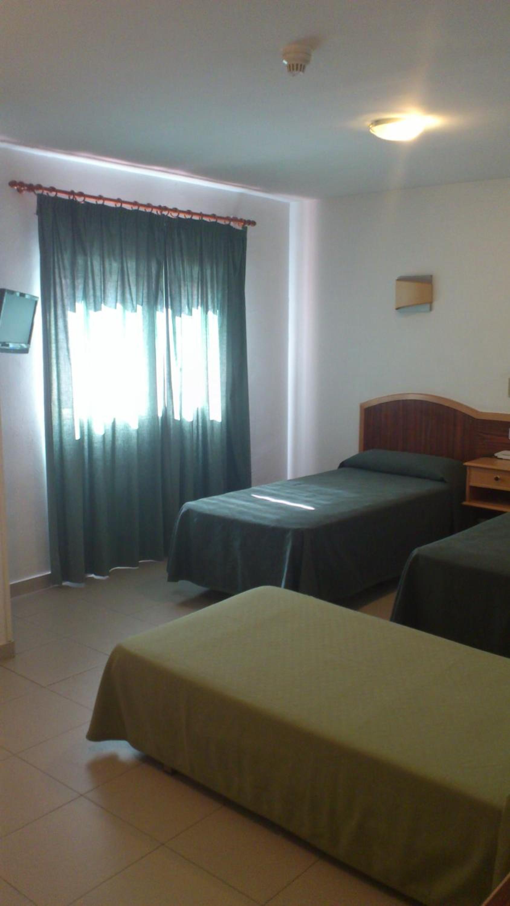 Triple Room - Photo 1