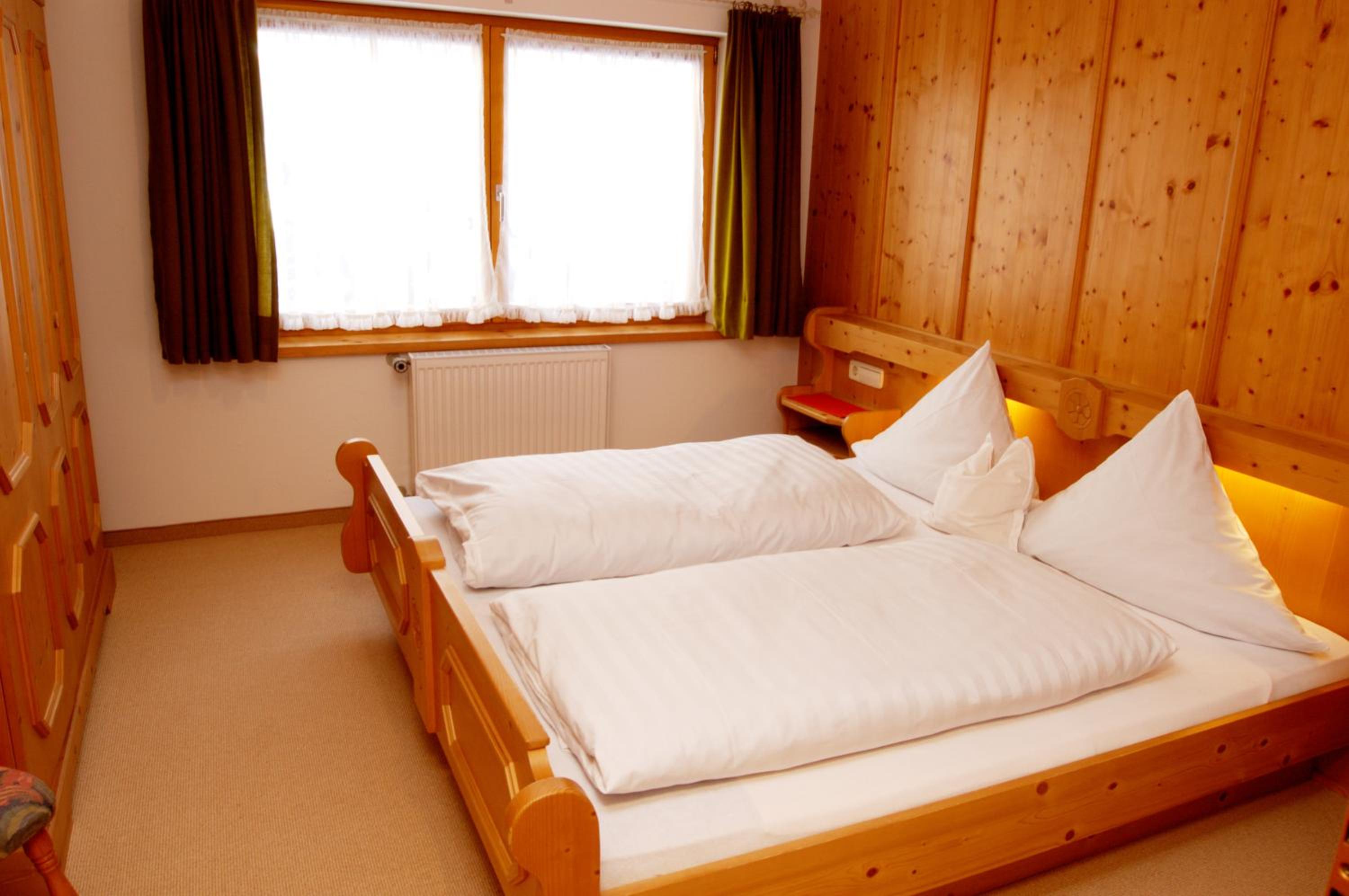 3-Room Apartment No. 11 photo 2