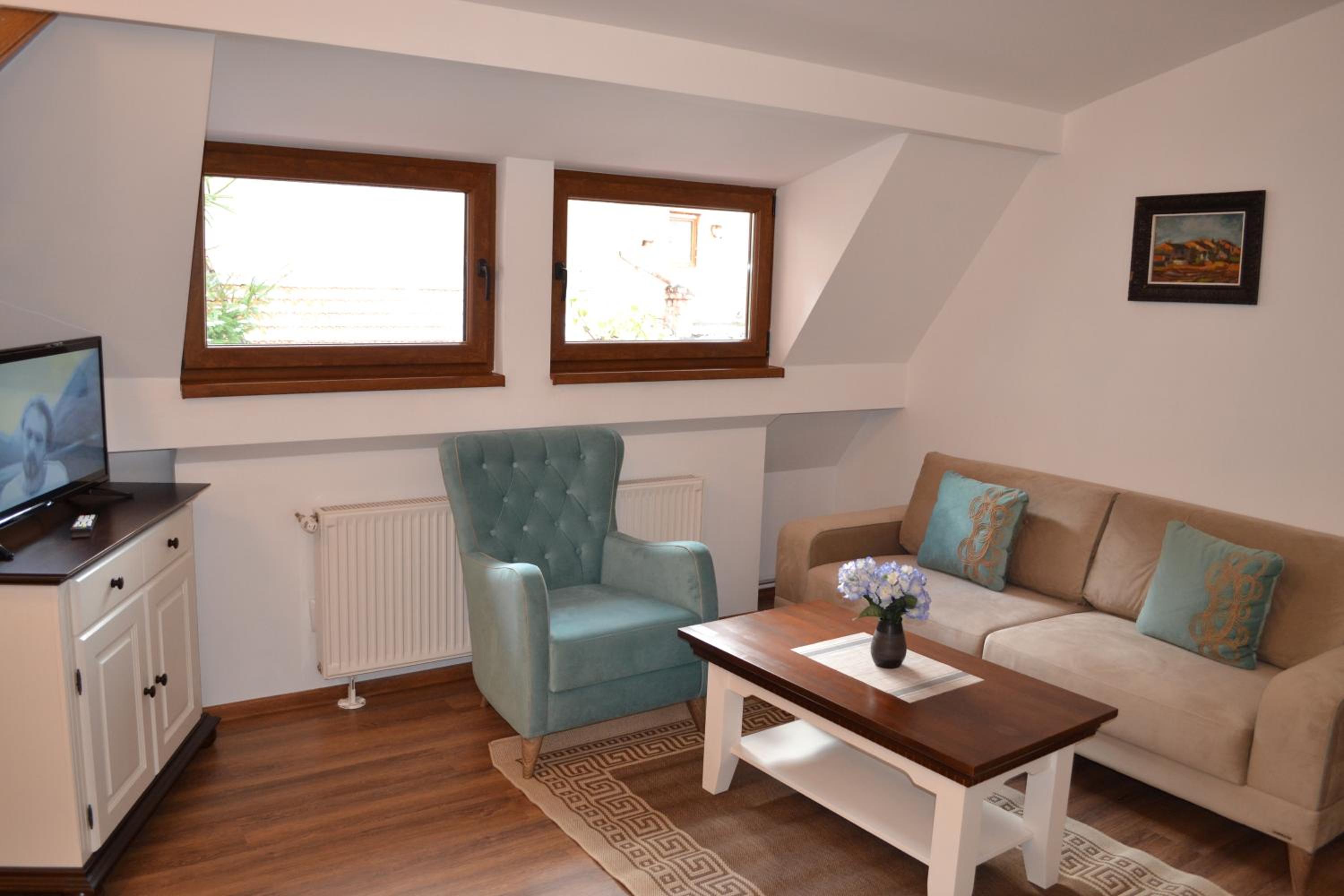 Apartment with Garden View - Photo 13
