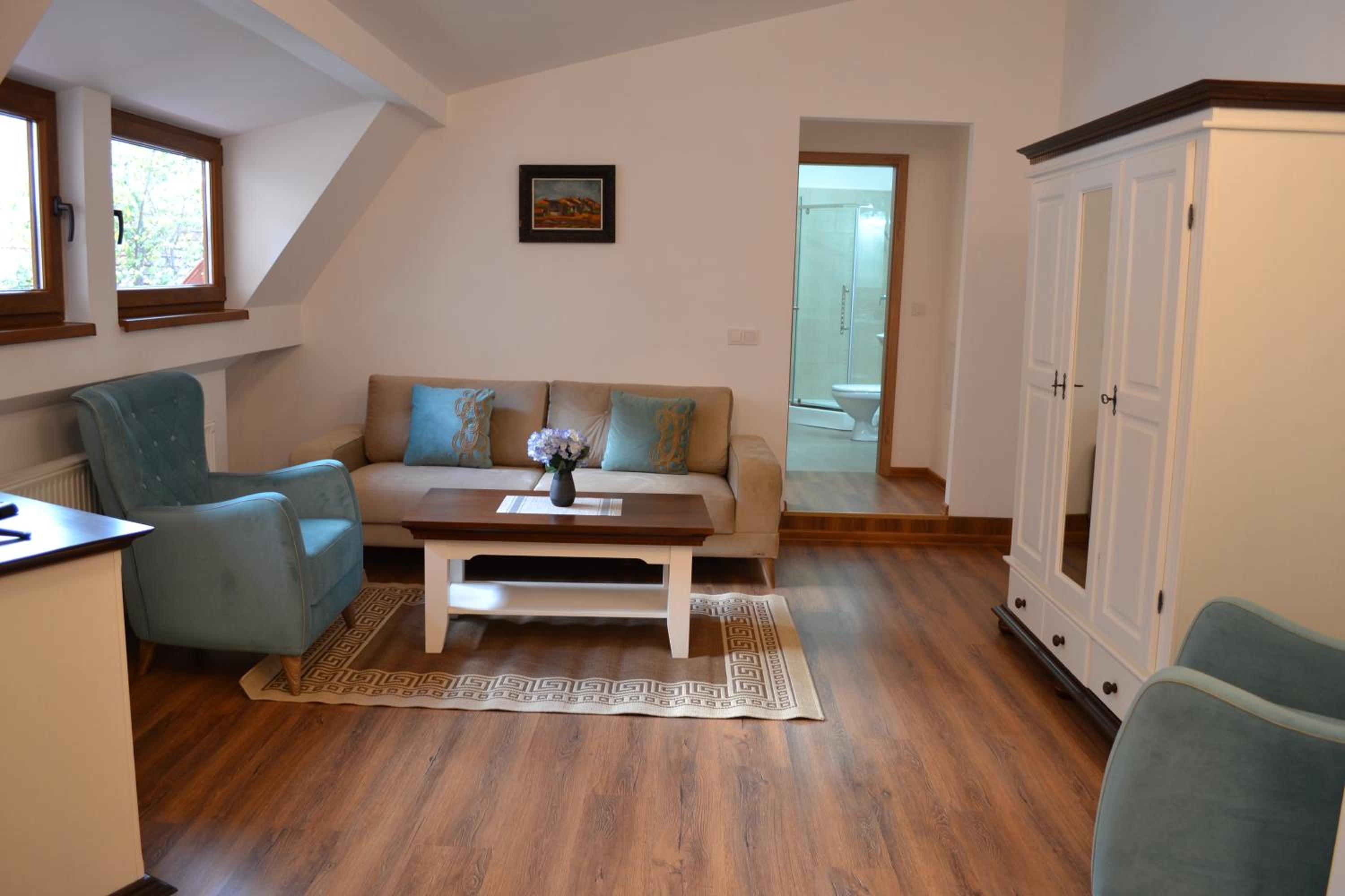 Apartment with Garden View - Photo 12