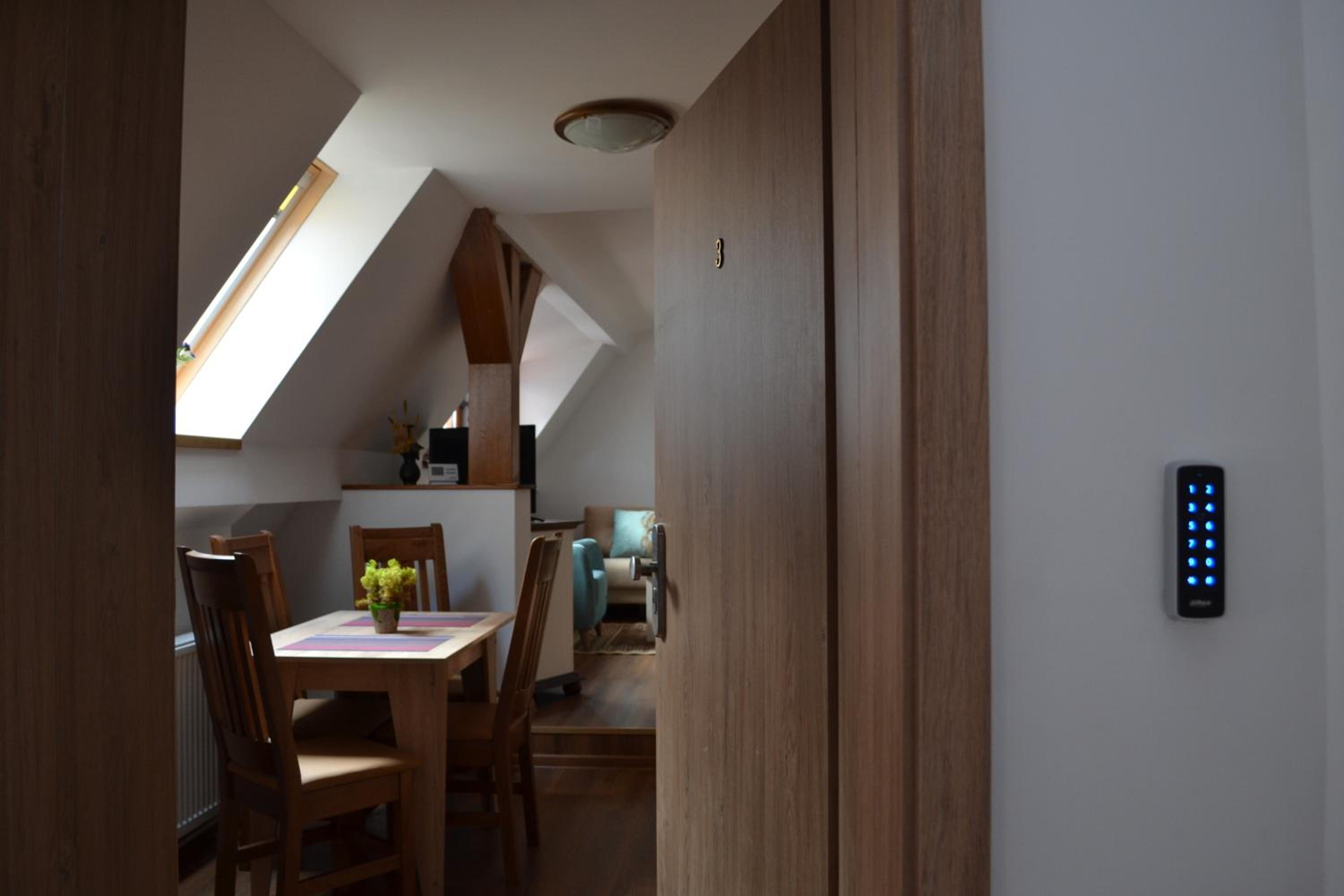Apartment with Garden View - Photo 8