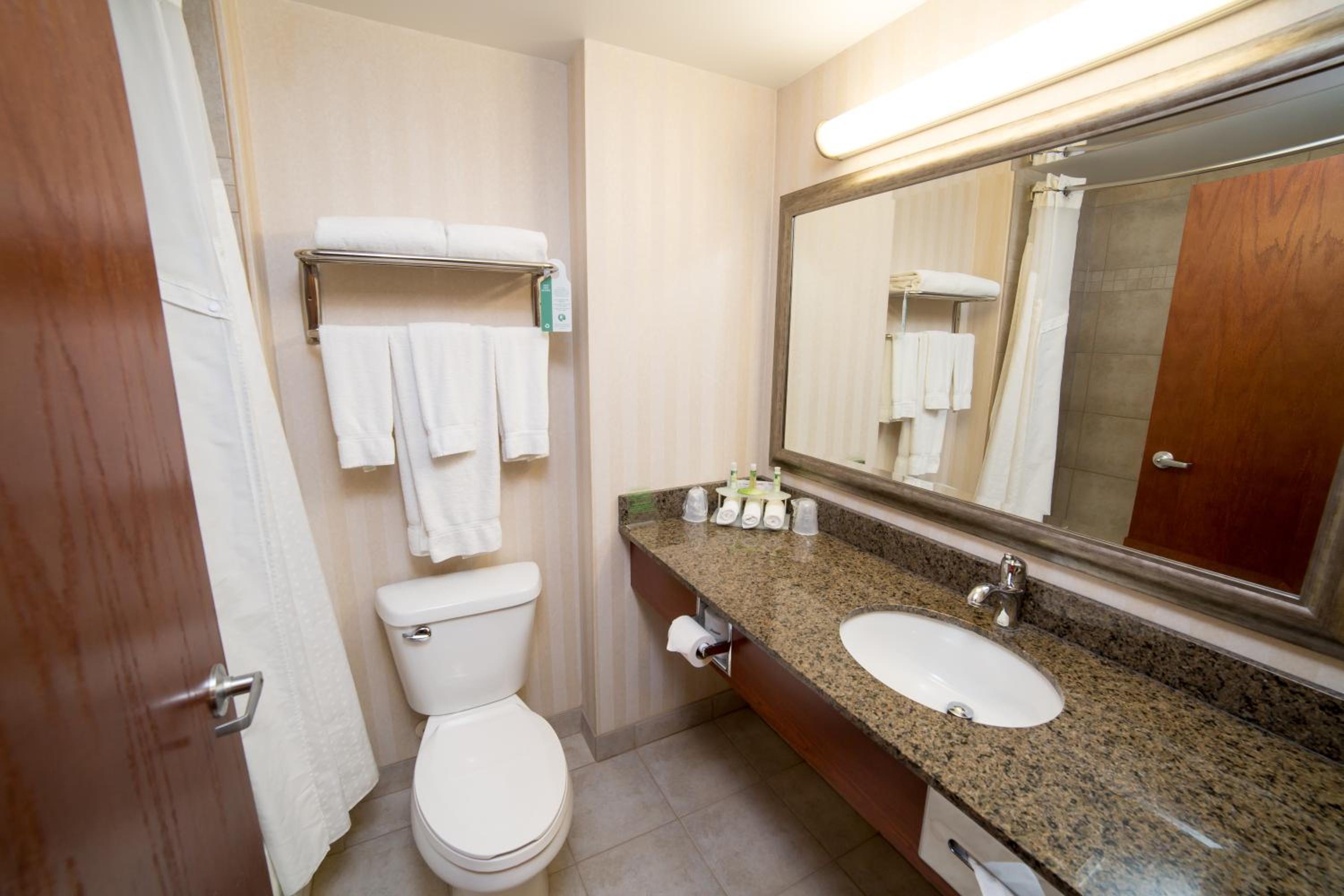 Standard Room - Photo 7