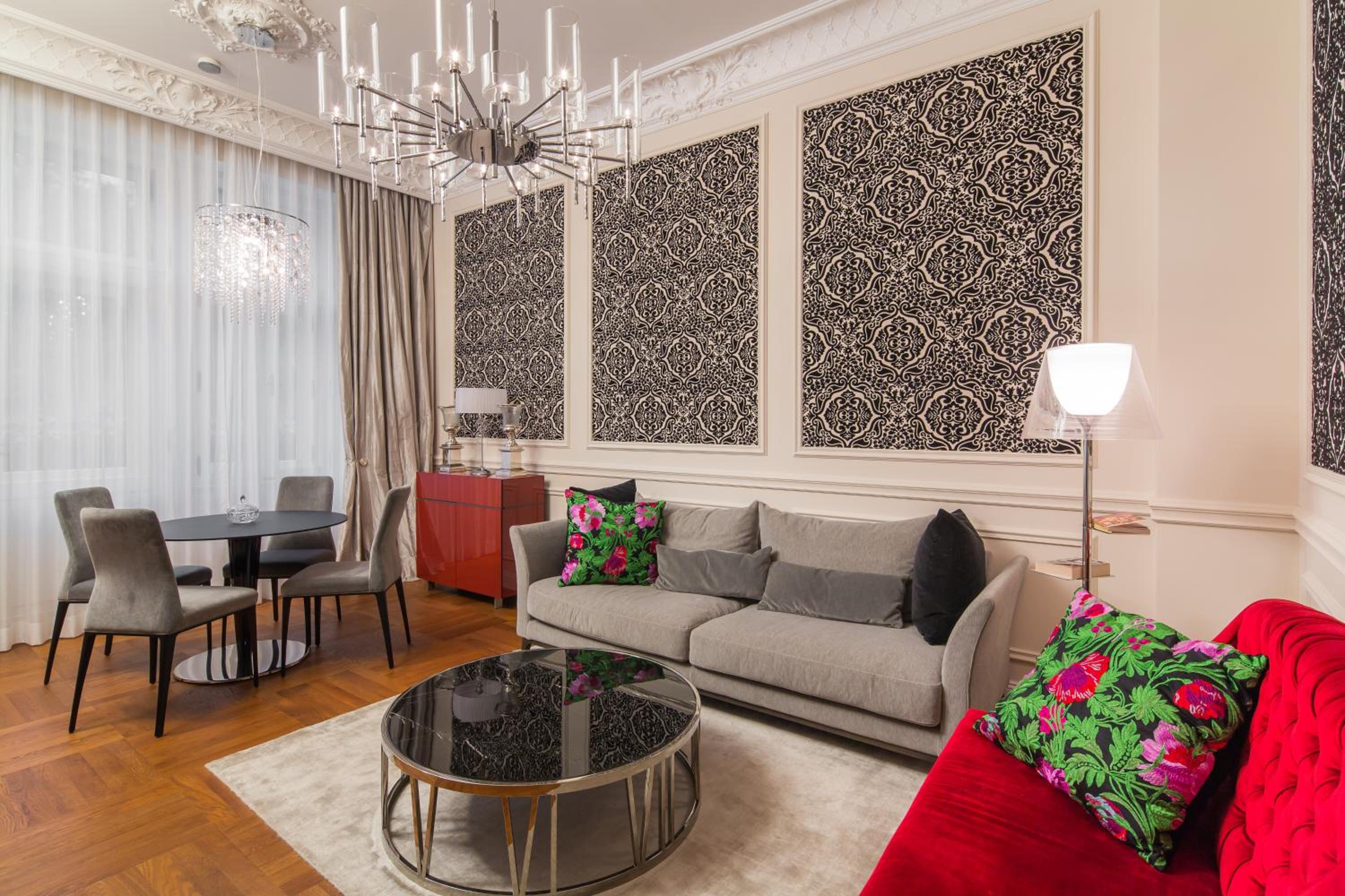 Superior King Suite With Wellness Access
