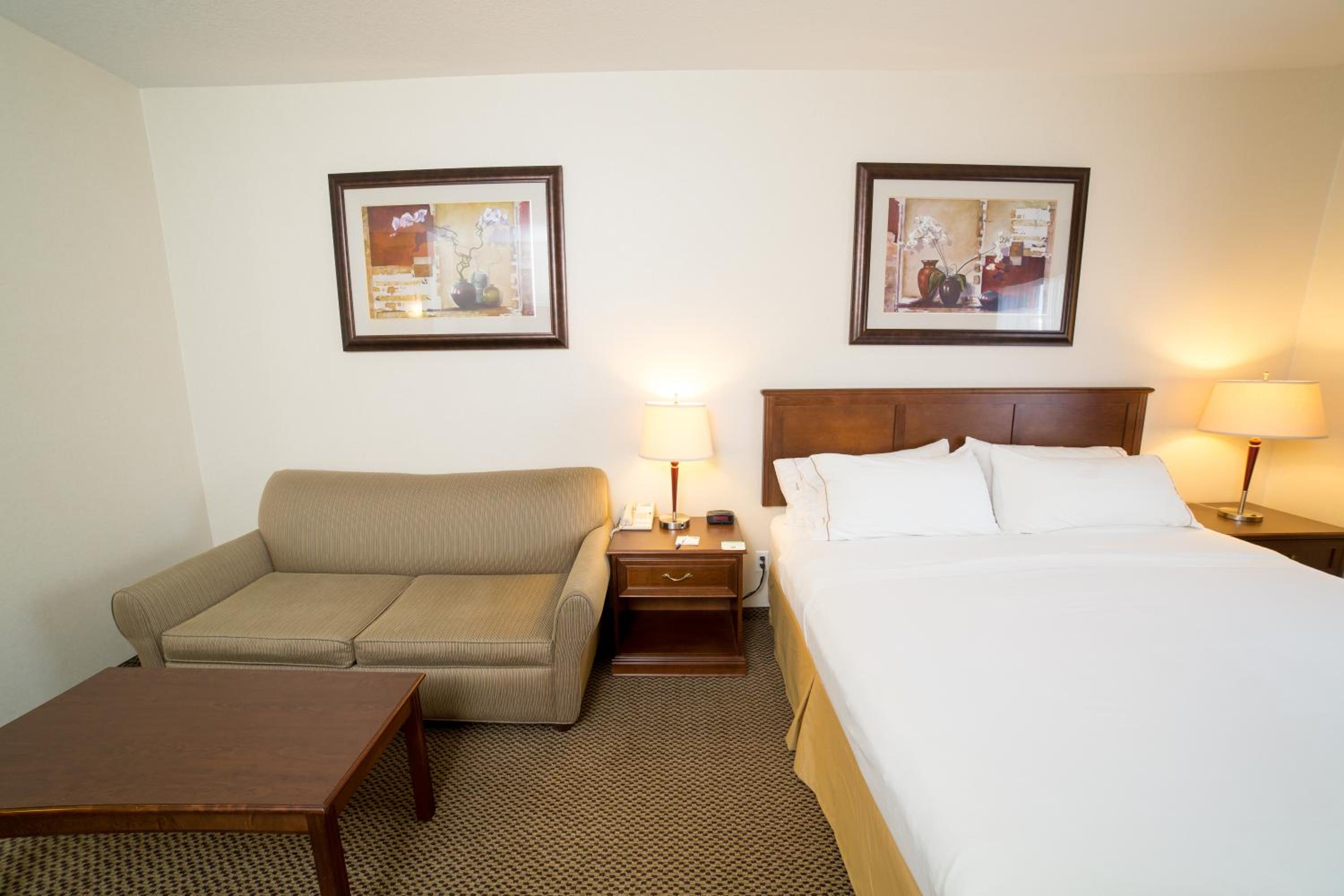 Standard Room - Photo 1