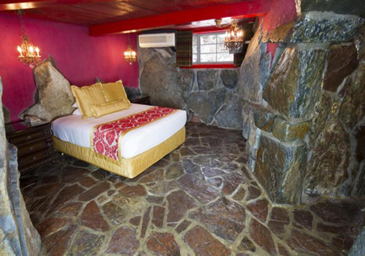 Old World Suite  - Photo 2