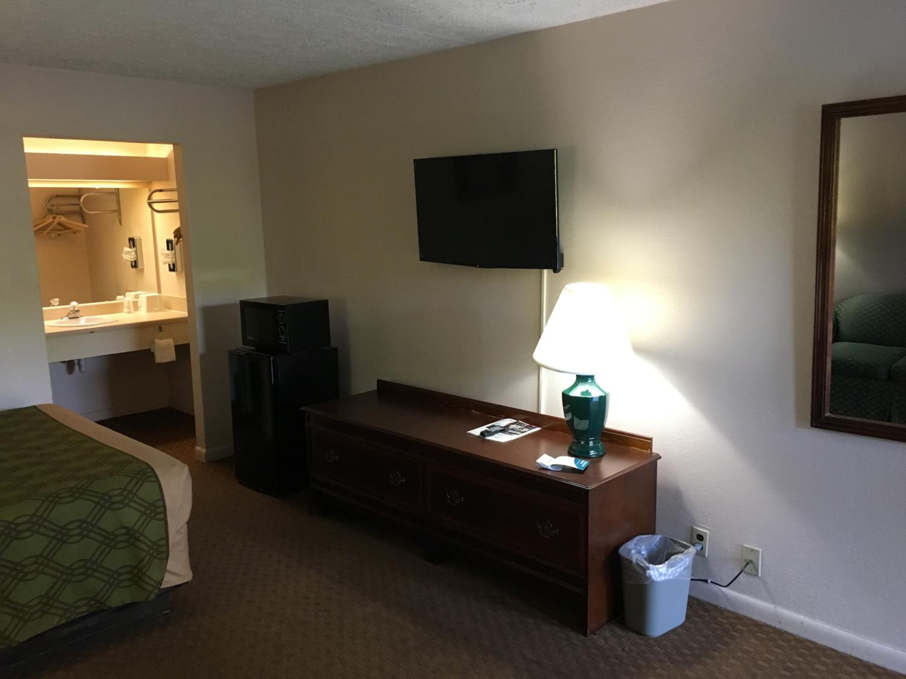 Double Room with Two Double Beds - Smoking - Photo 4