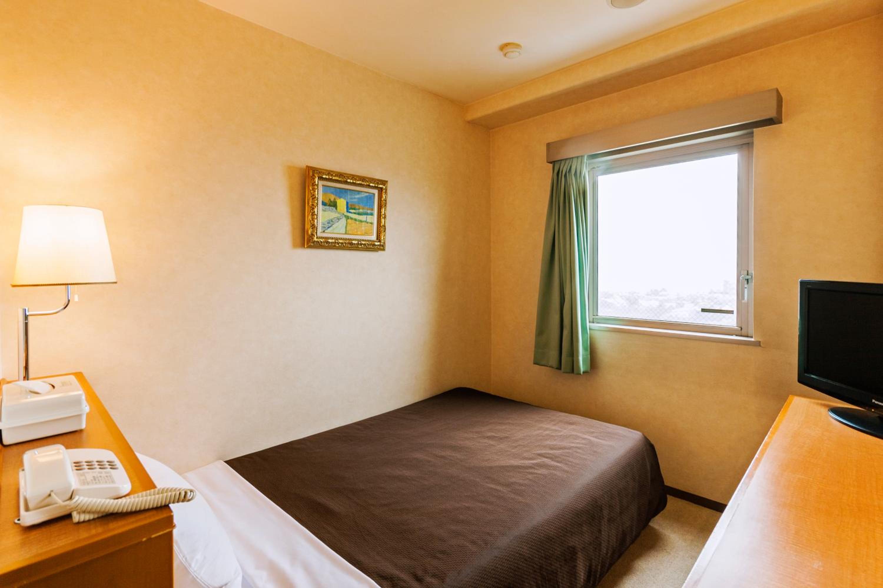 Single Room - Non-Smoking photo 3