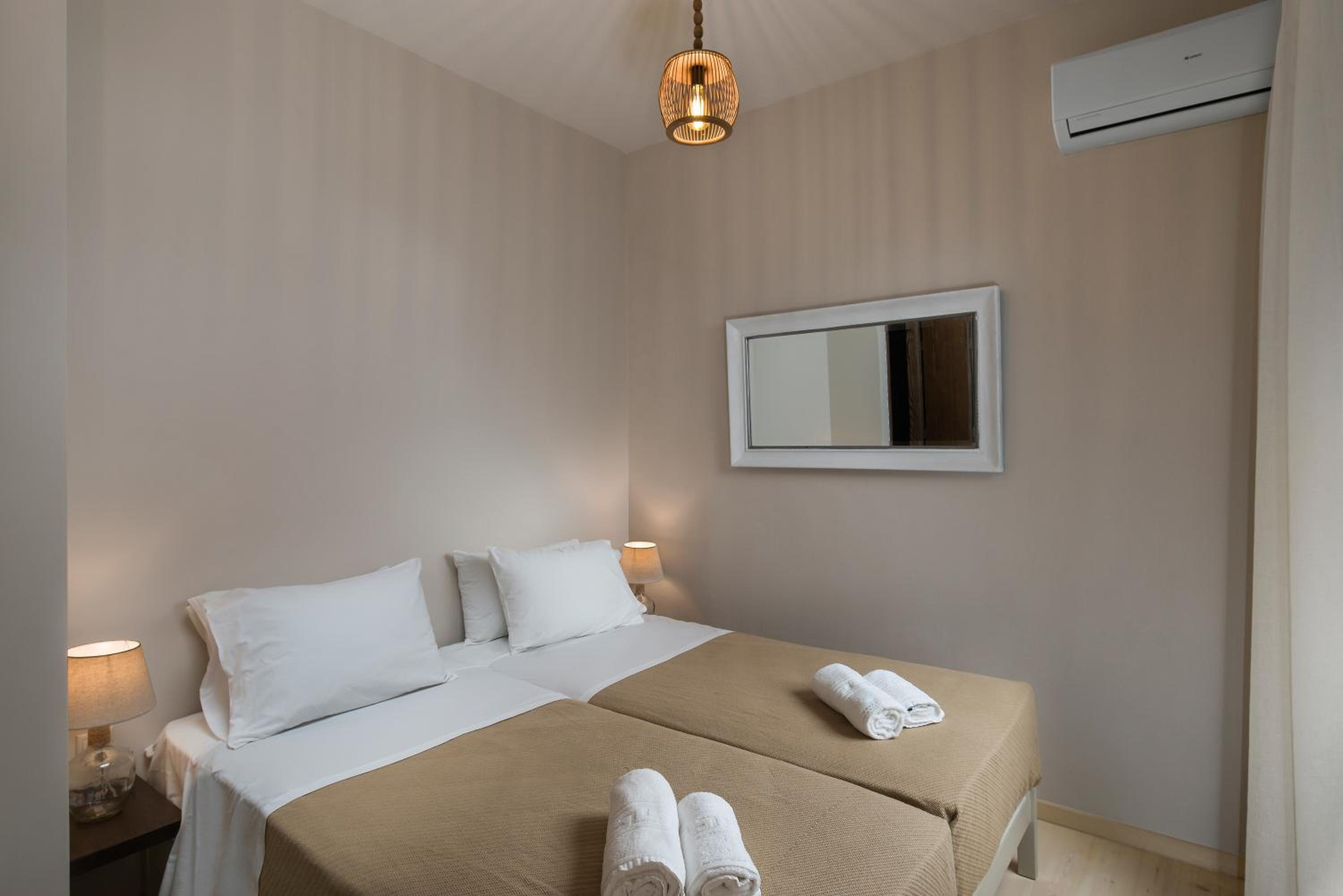 Standard Double or Twin Room photo 1