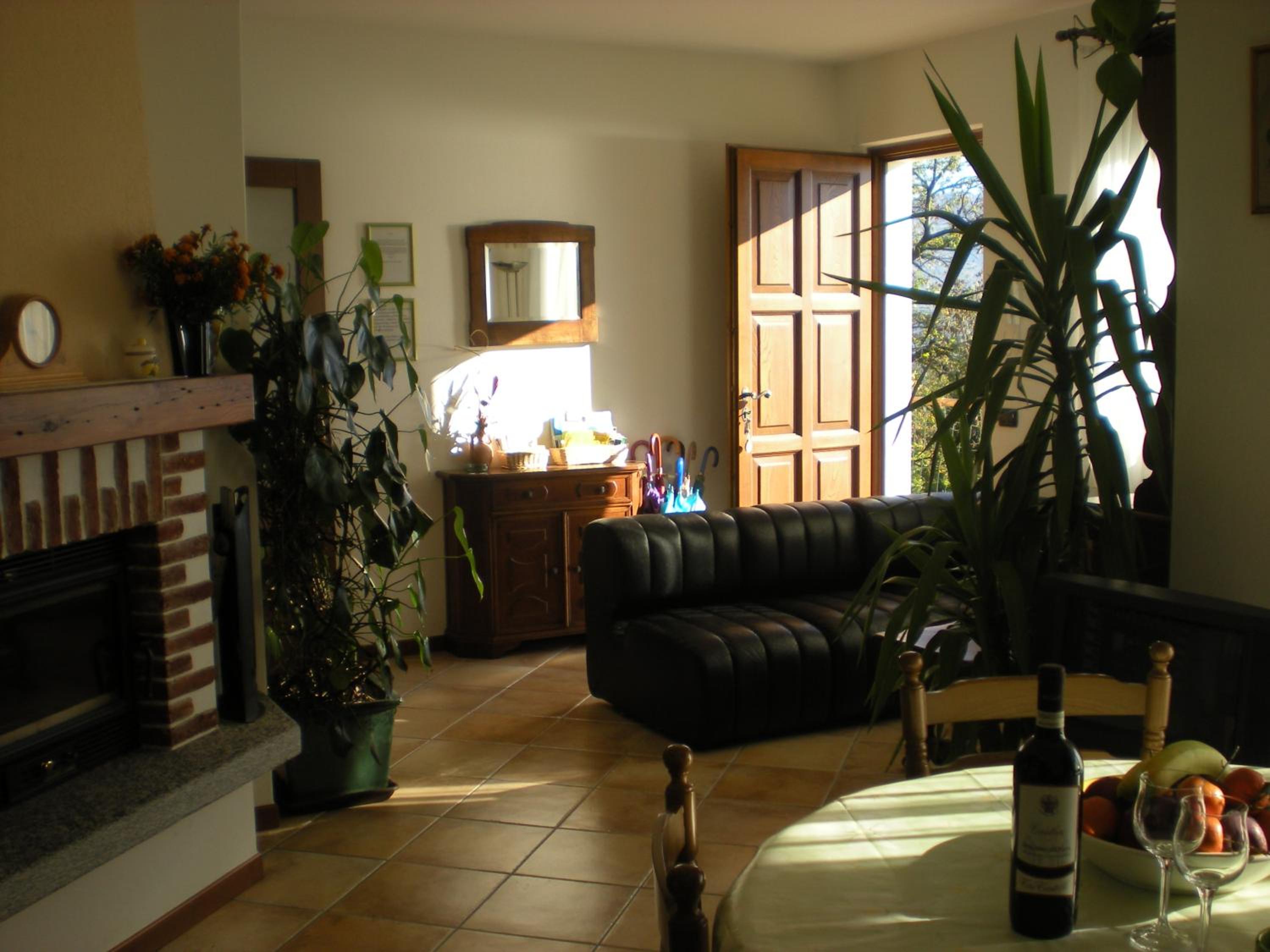 Three-Bedroom Apartment photo 1