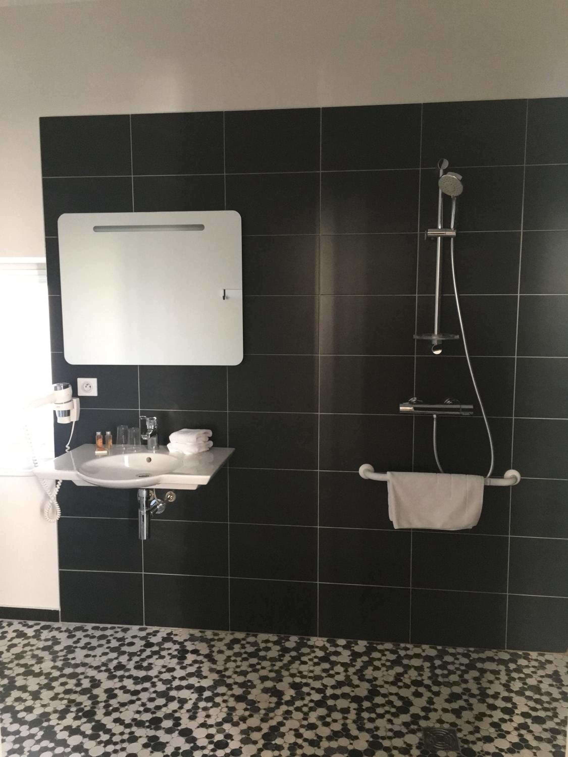 Privilege room - accessible by elevator - Photo 13