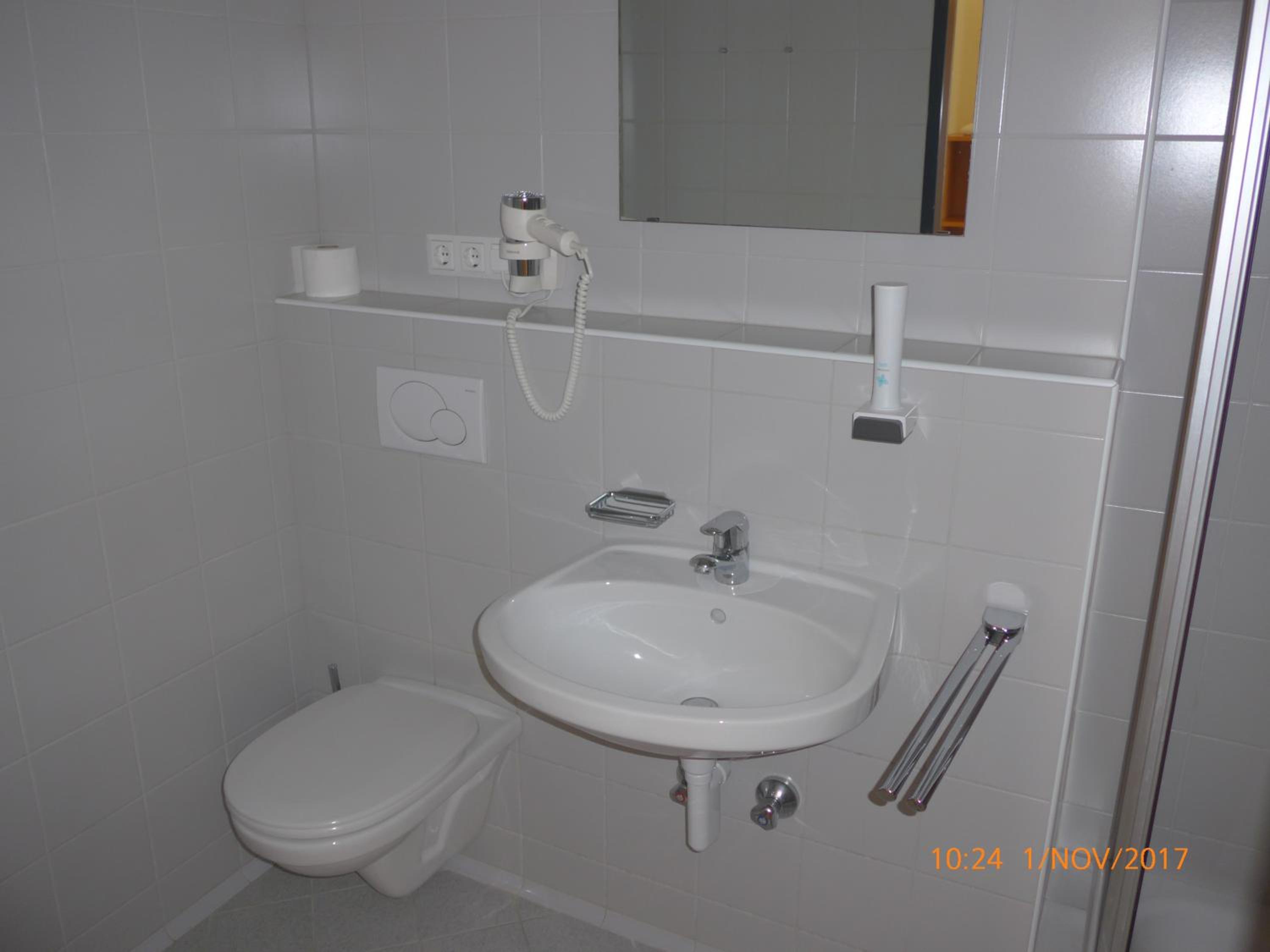 Single Room photo 2