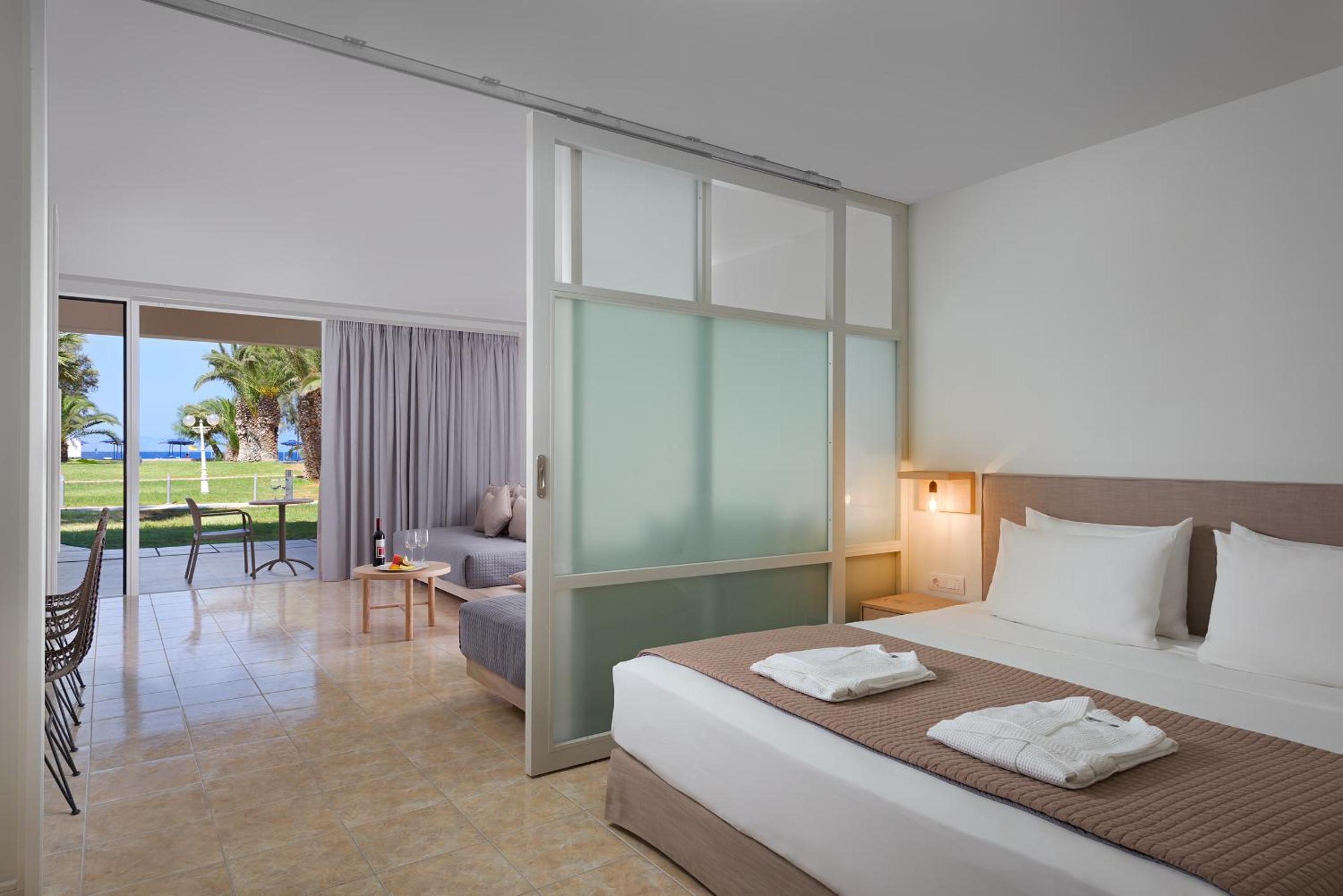Premium Family Apartment Sea Front