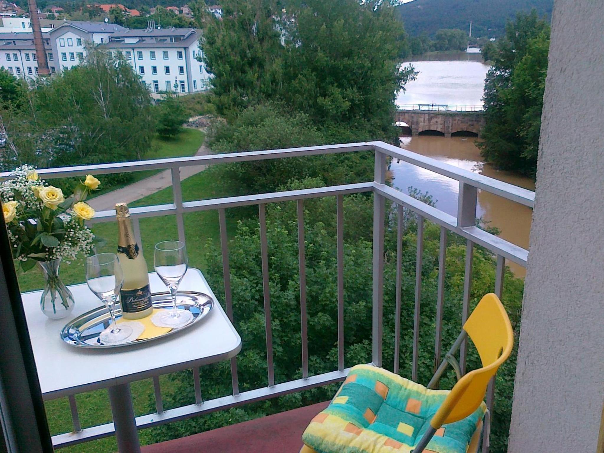 Double or Twin Room with Balcony - Photo 9