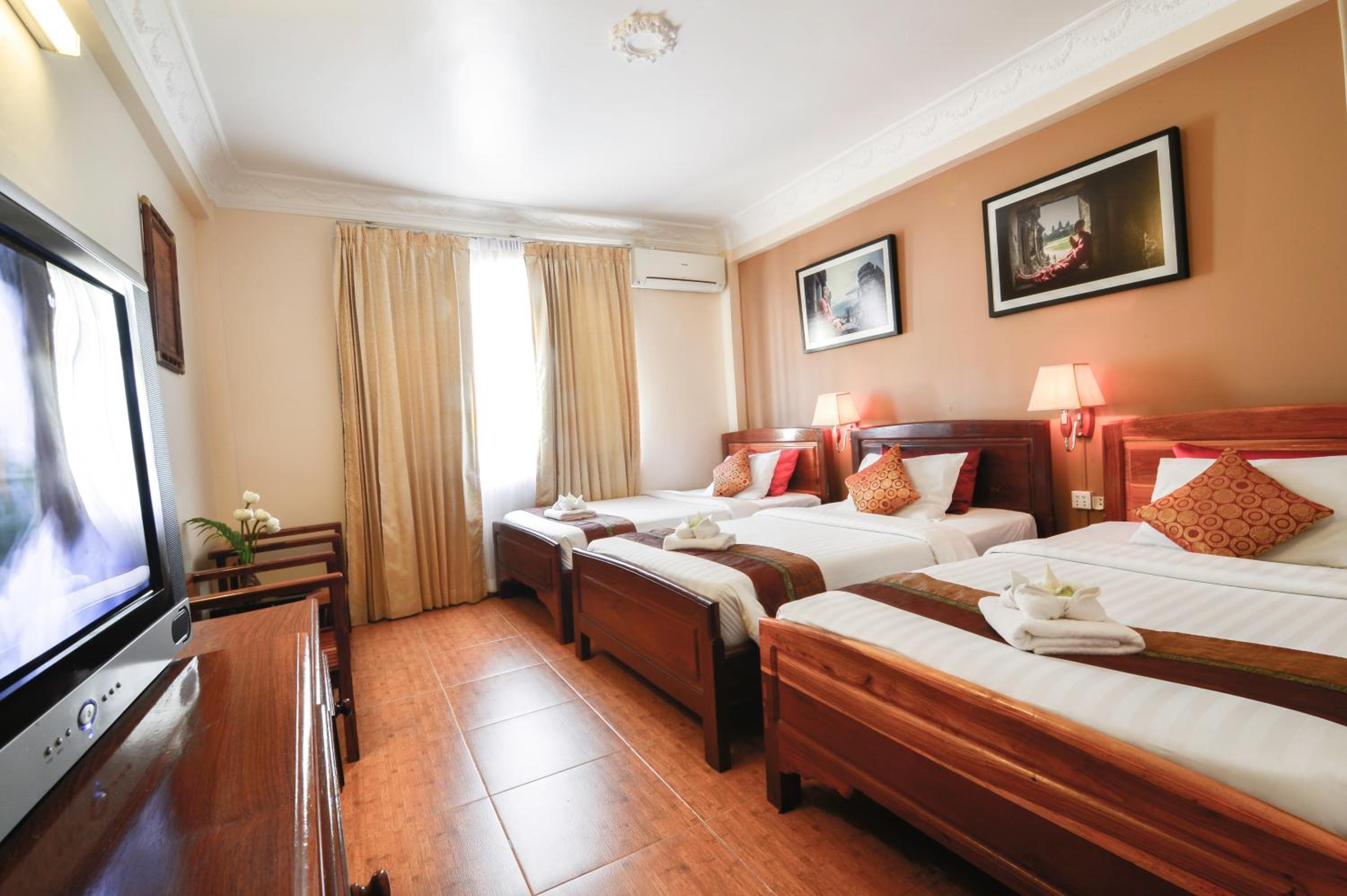 Triple Room - Photo 1