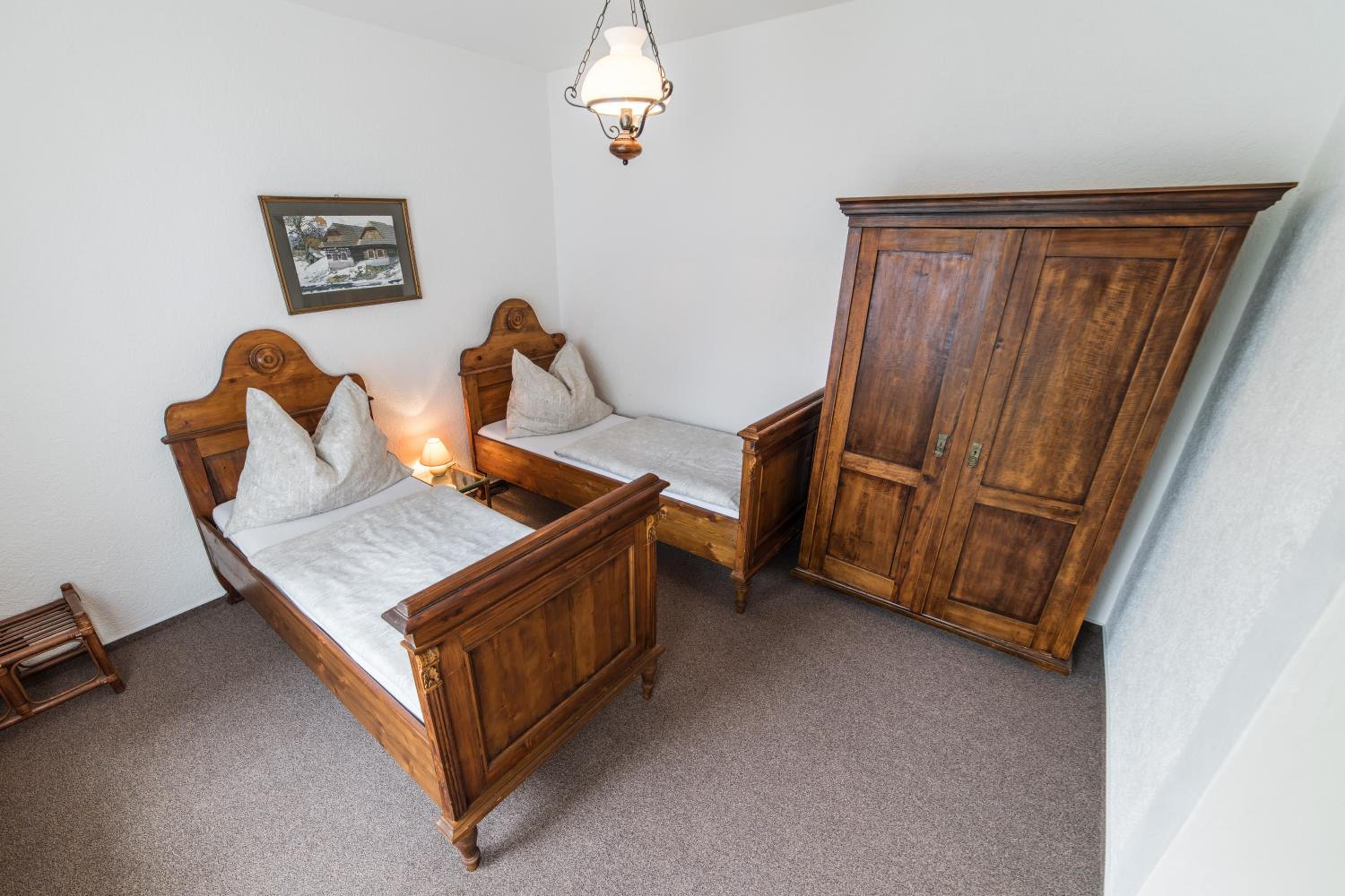 Double or Twin Room with Private Bathroom photo 1