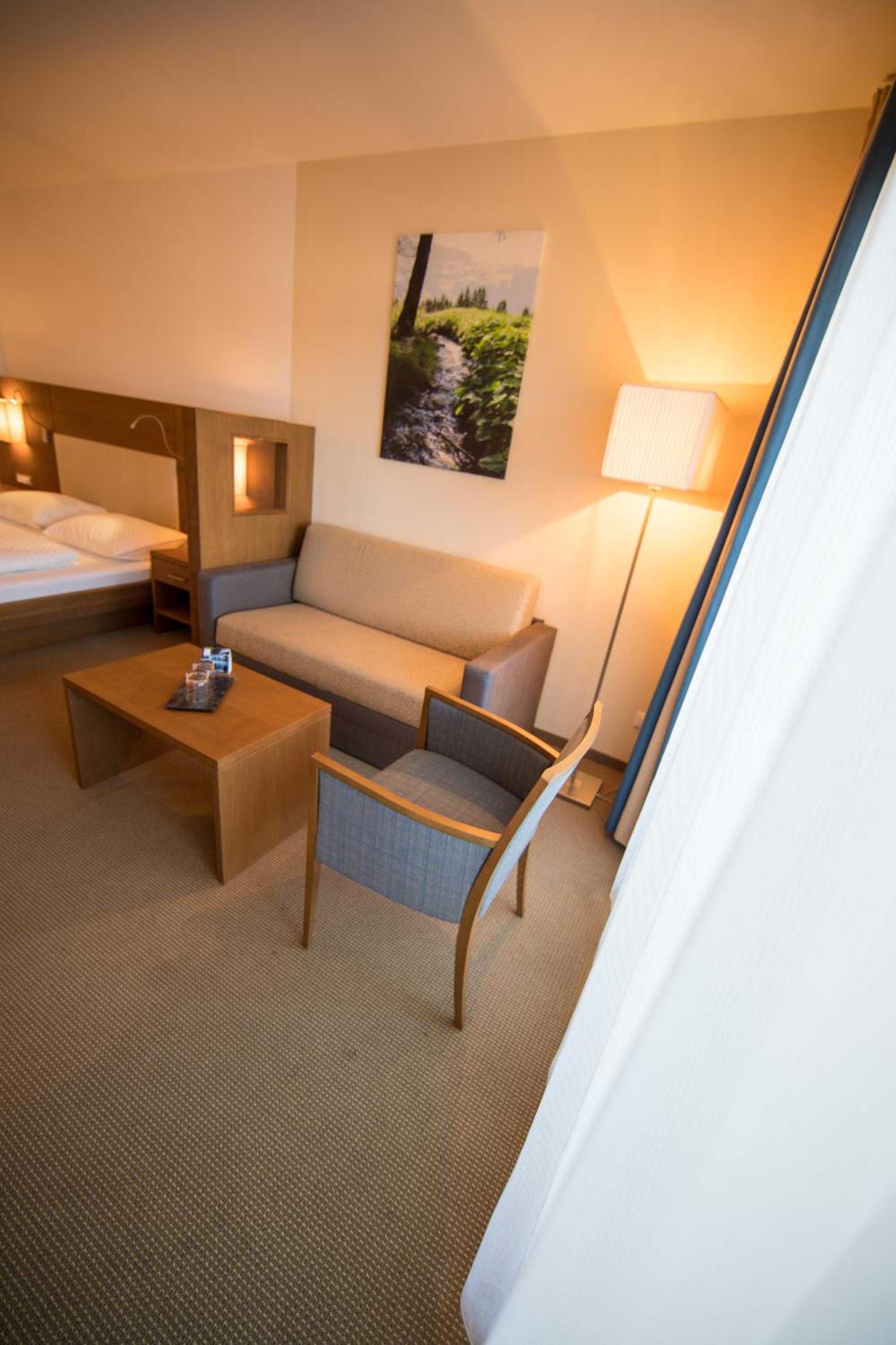 Superior Double Room with Balcony - Photo 7