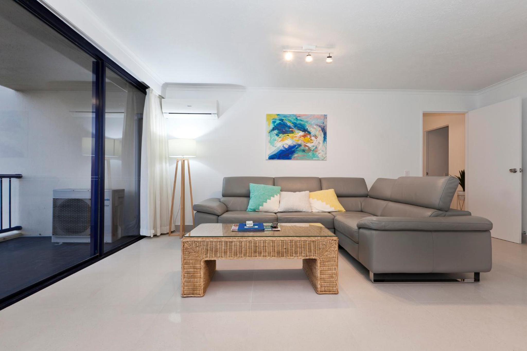Superior Two-Bedroom Apartment - Photo 3