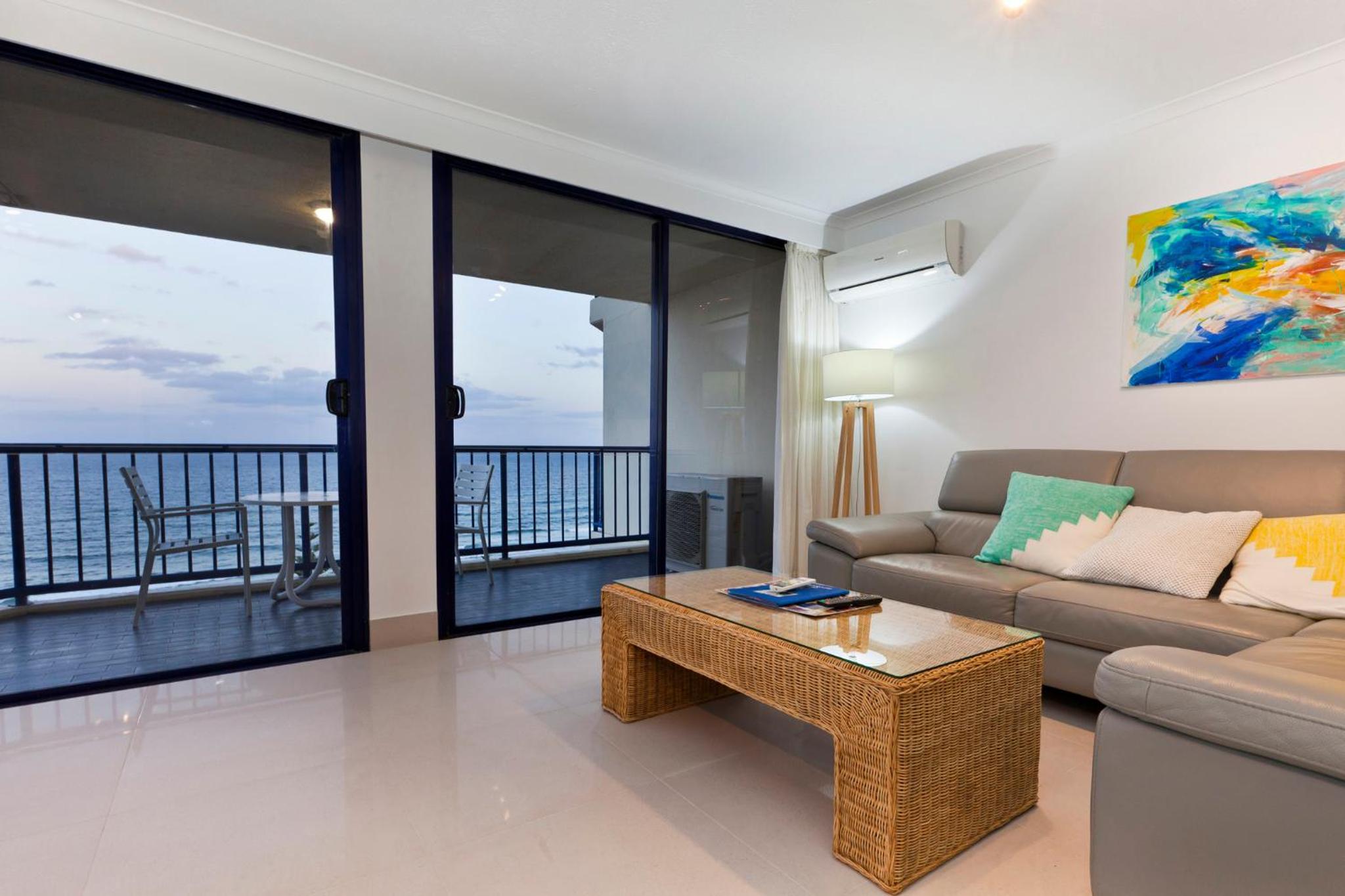 Superior Two-Bedroom Apartment - Photo 11