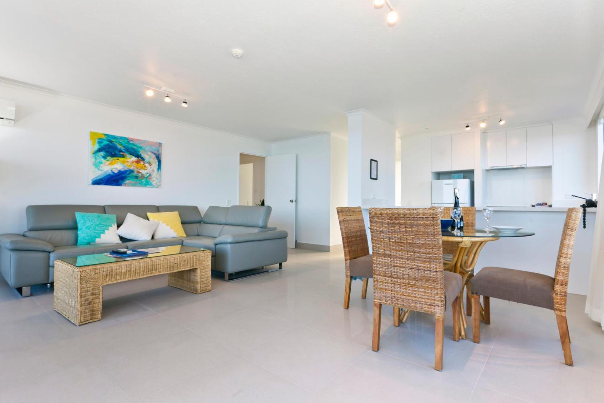 Superior Two-Bedroom Apartment - Photo 9