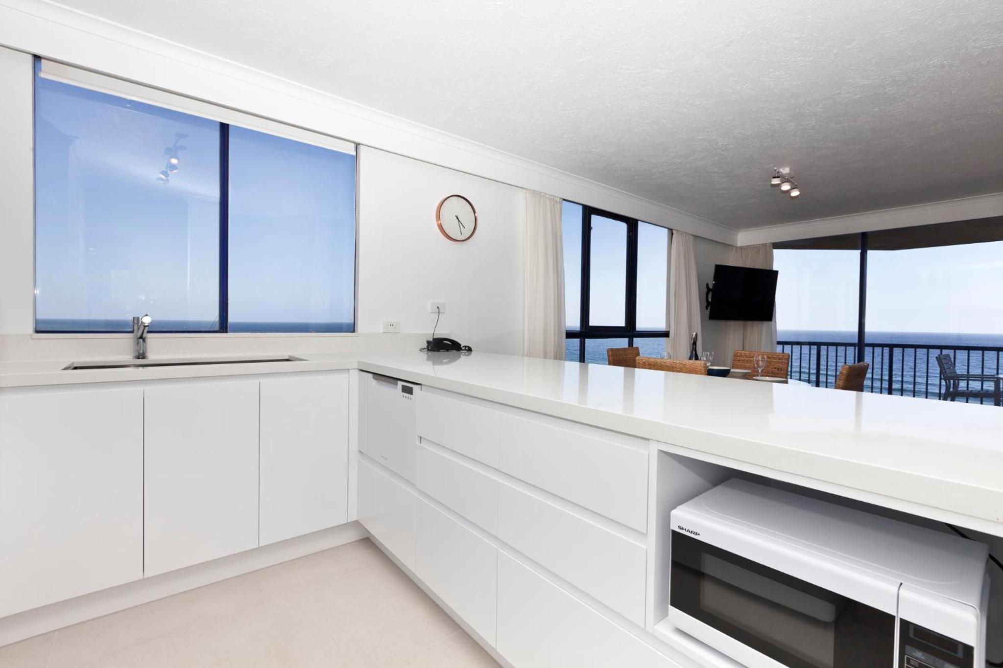 Superior Two-Bedroom Apartment - Photo 6