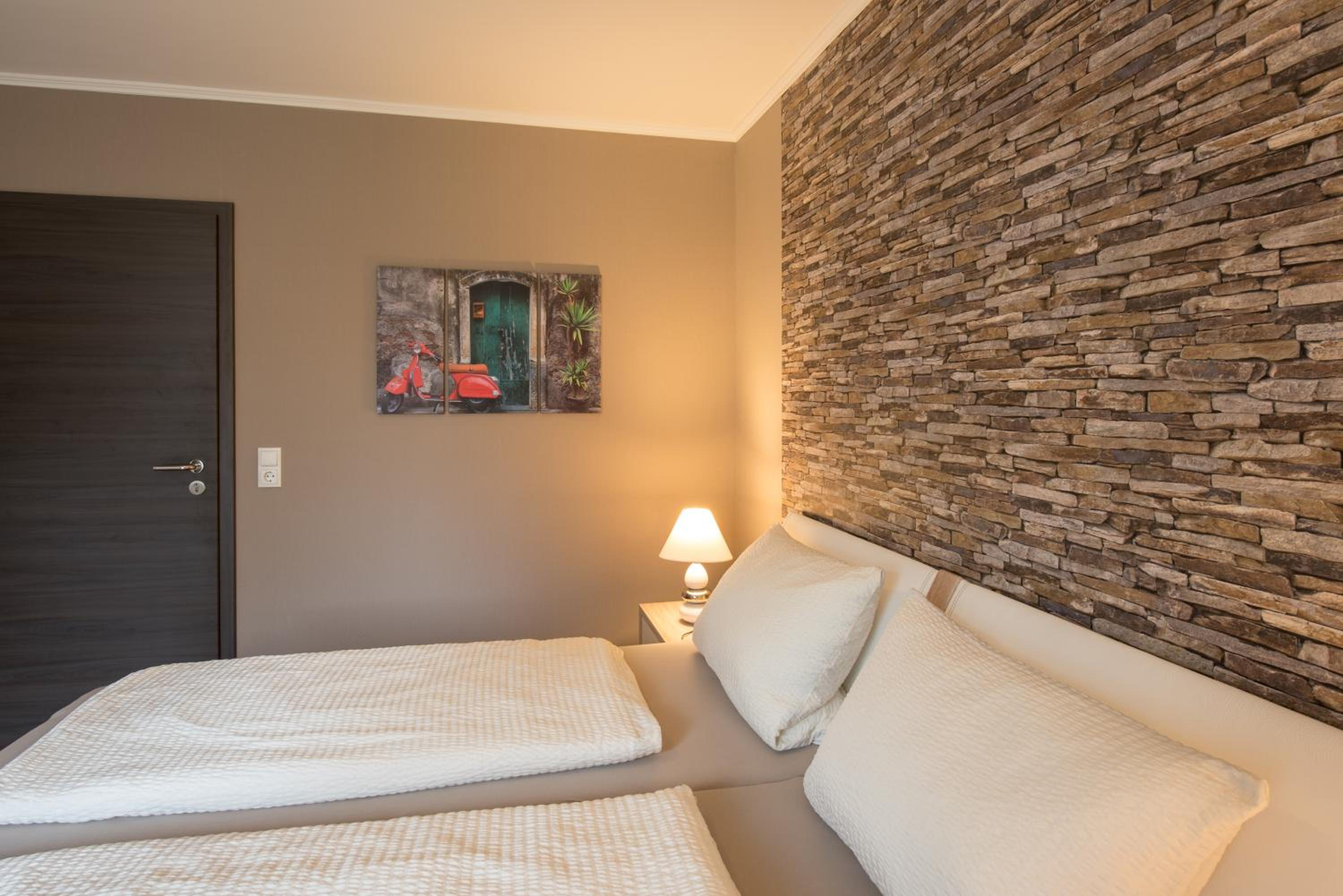 Double Room with Private Bathroom photo 2