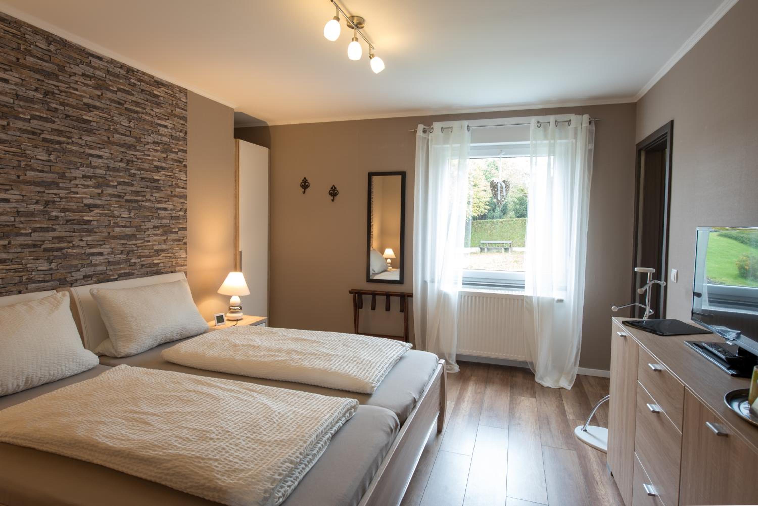 Double Room with Private Bathroom photo 3