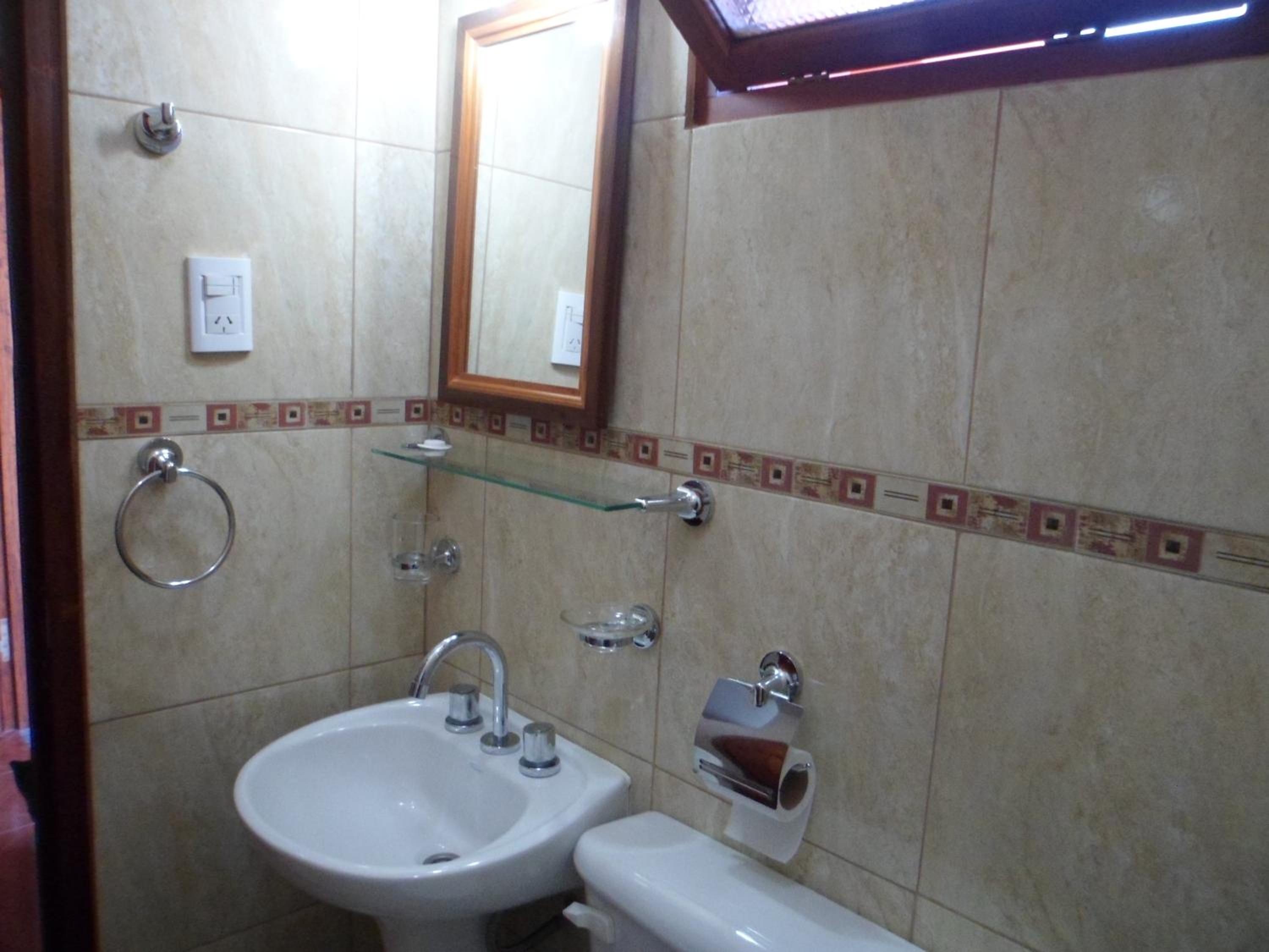 Quadruple Room with Private Bathroom photo 2