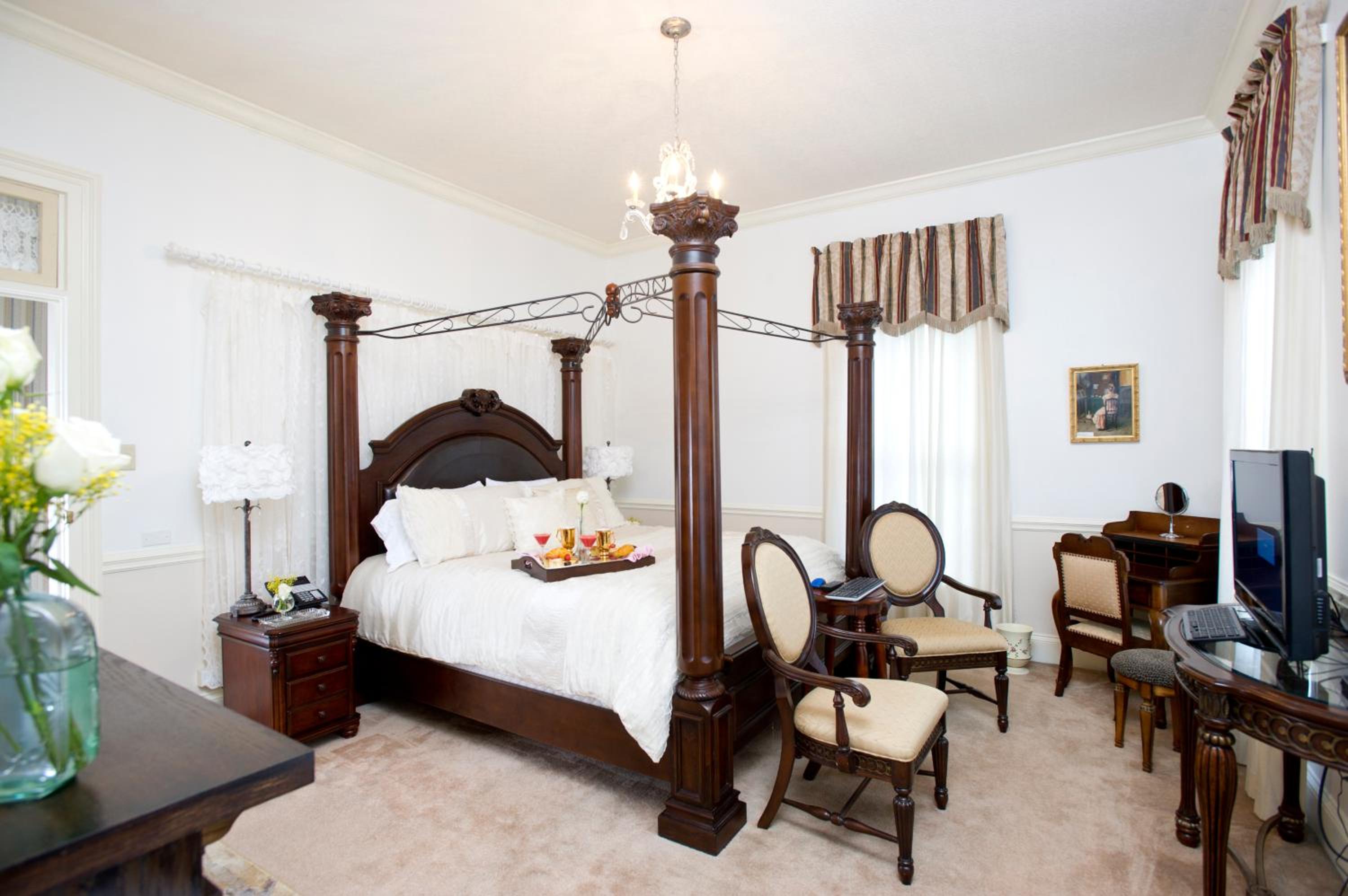 Double Room with Private Bathroom photo 1