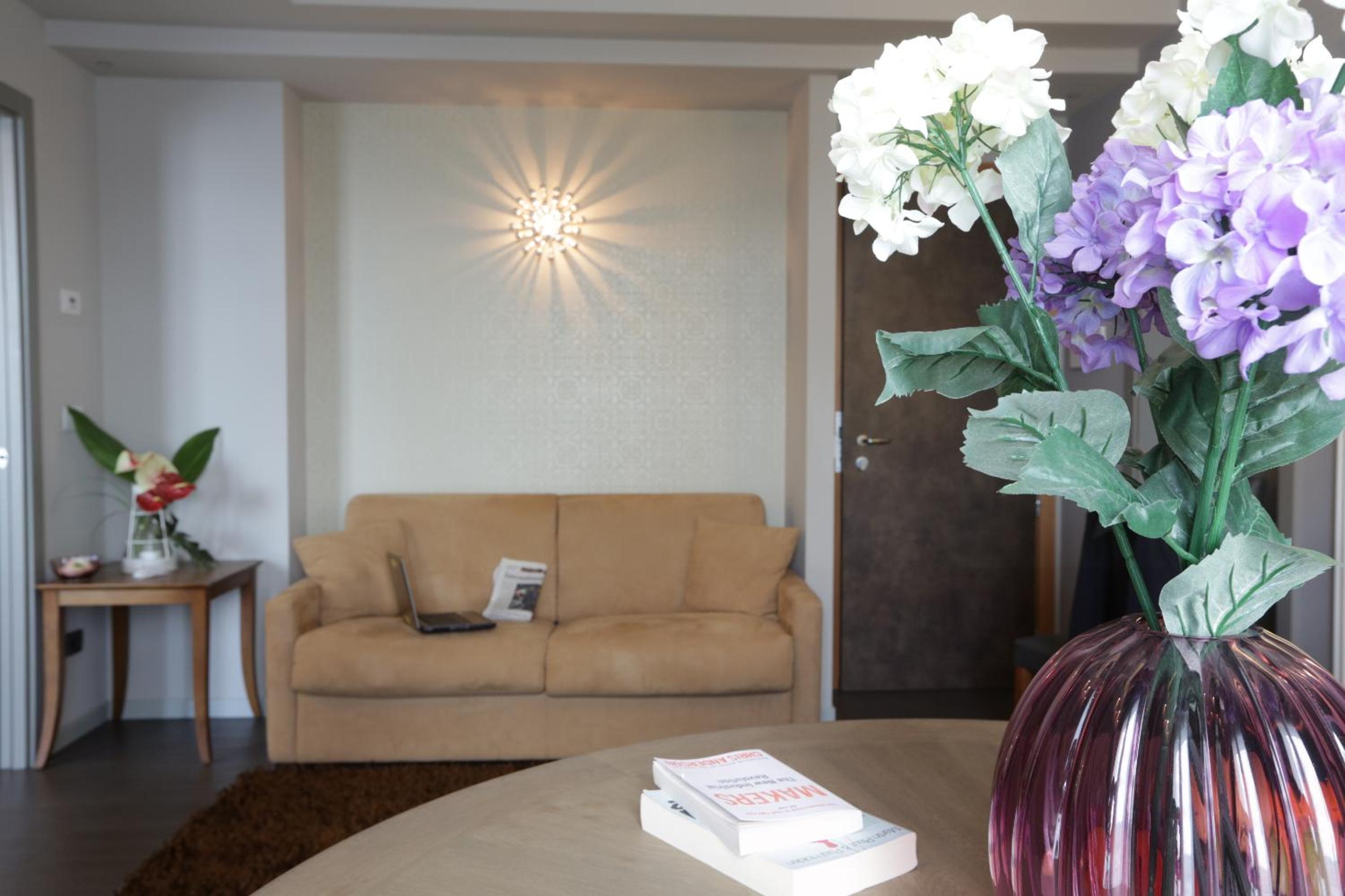 Suite Almond - Photo 6