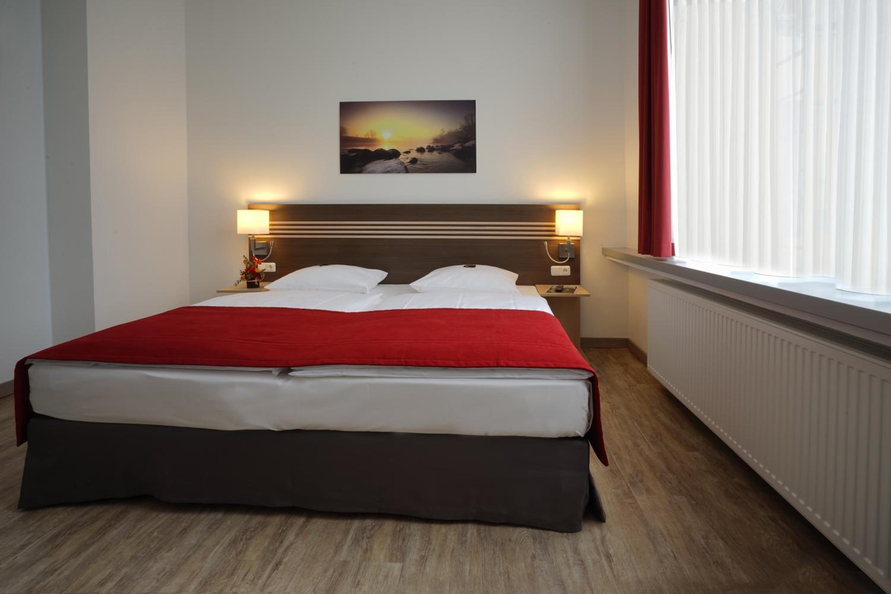 Standard Double Room - Photo 5