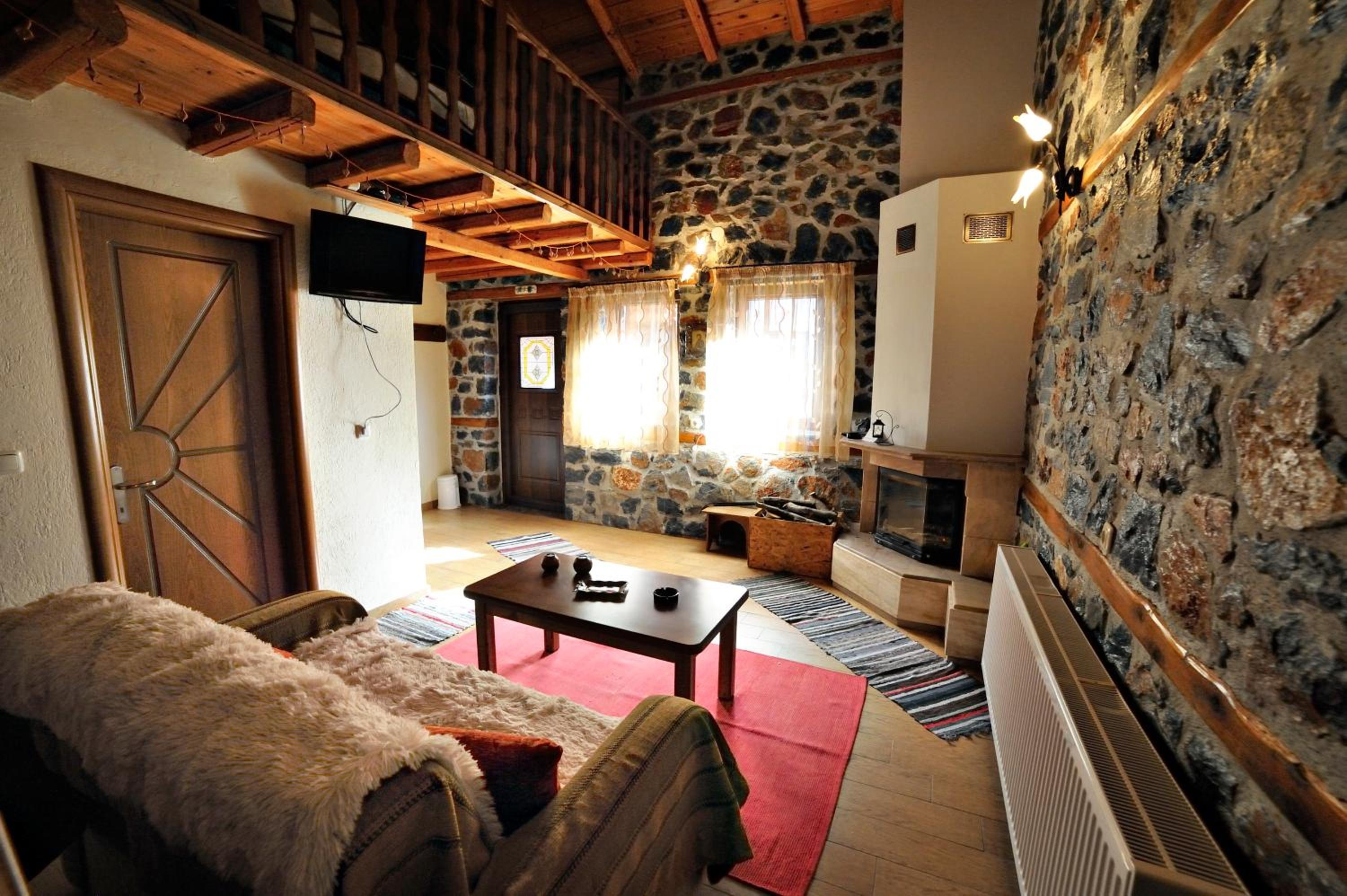Deluxe Quadruple Room - Photo 5
